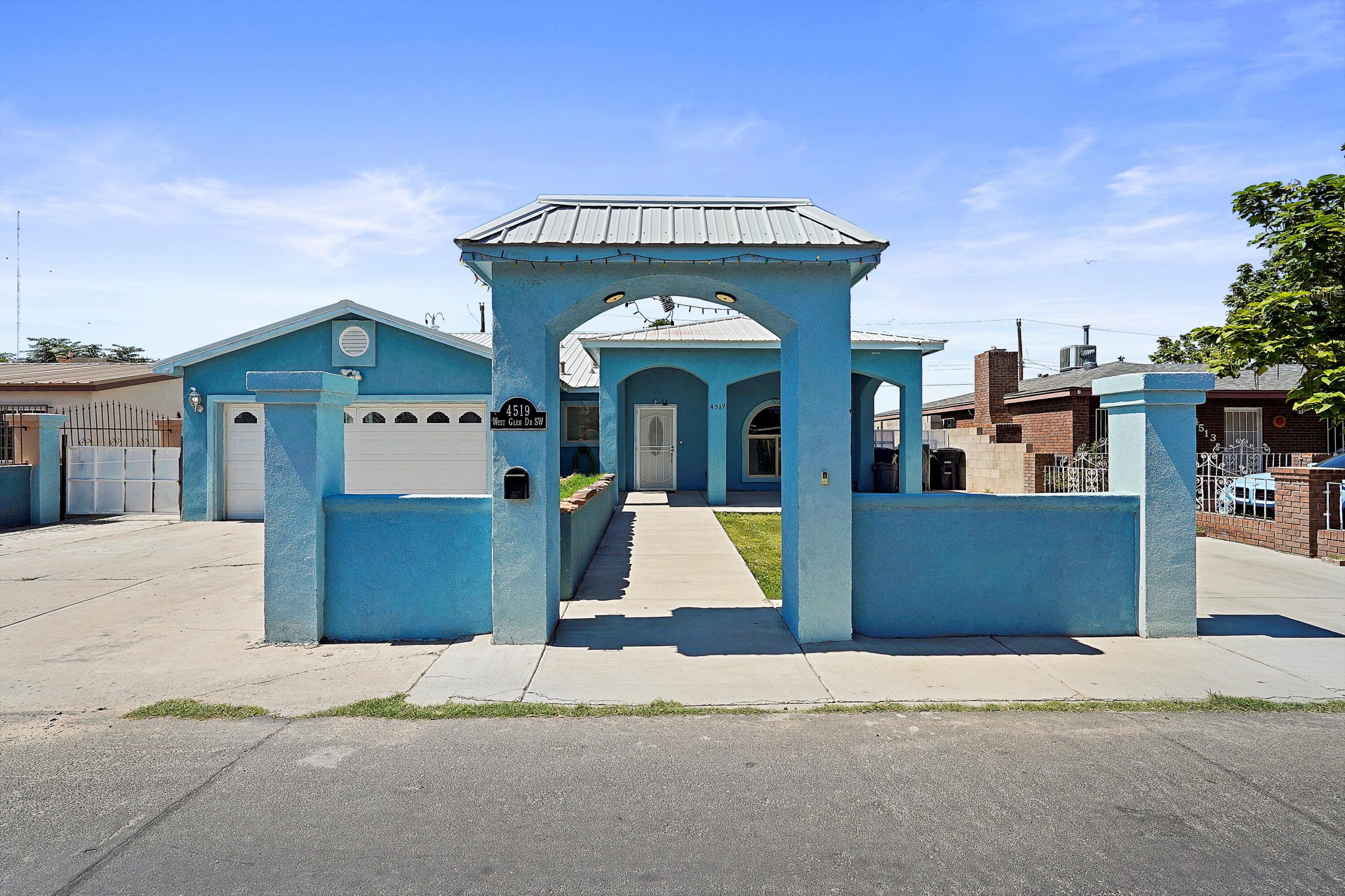4519 W GLEN Drive SW