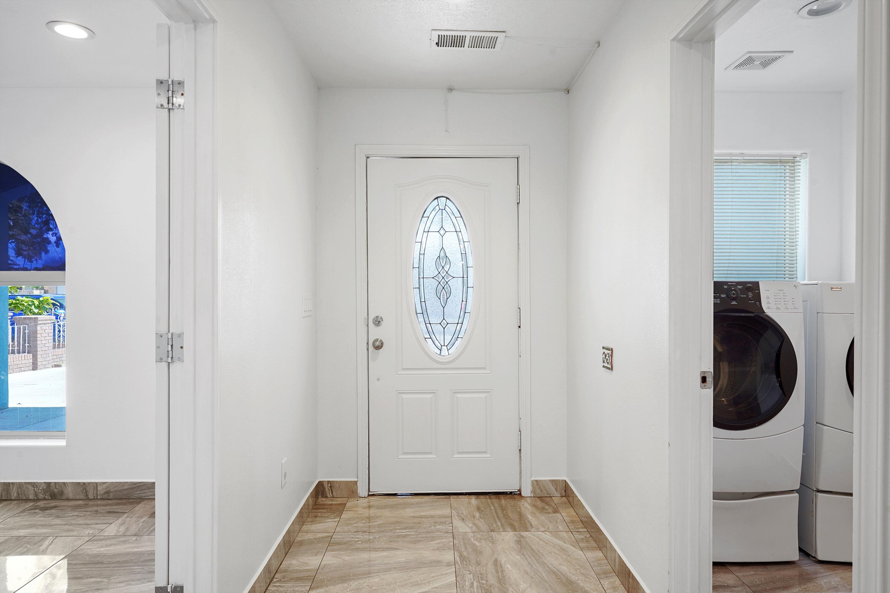 4519 W GLEN Drive SW