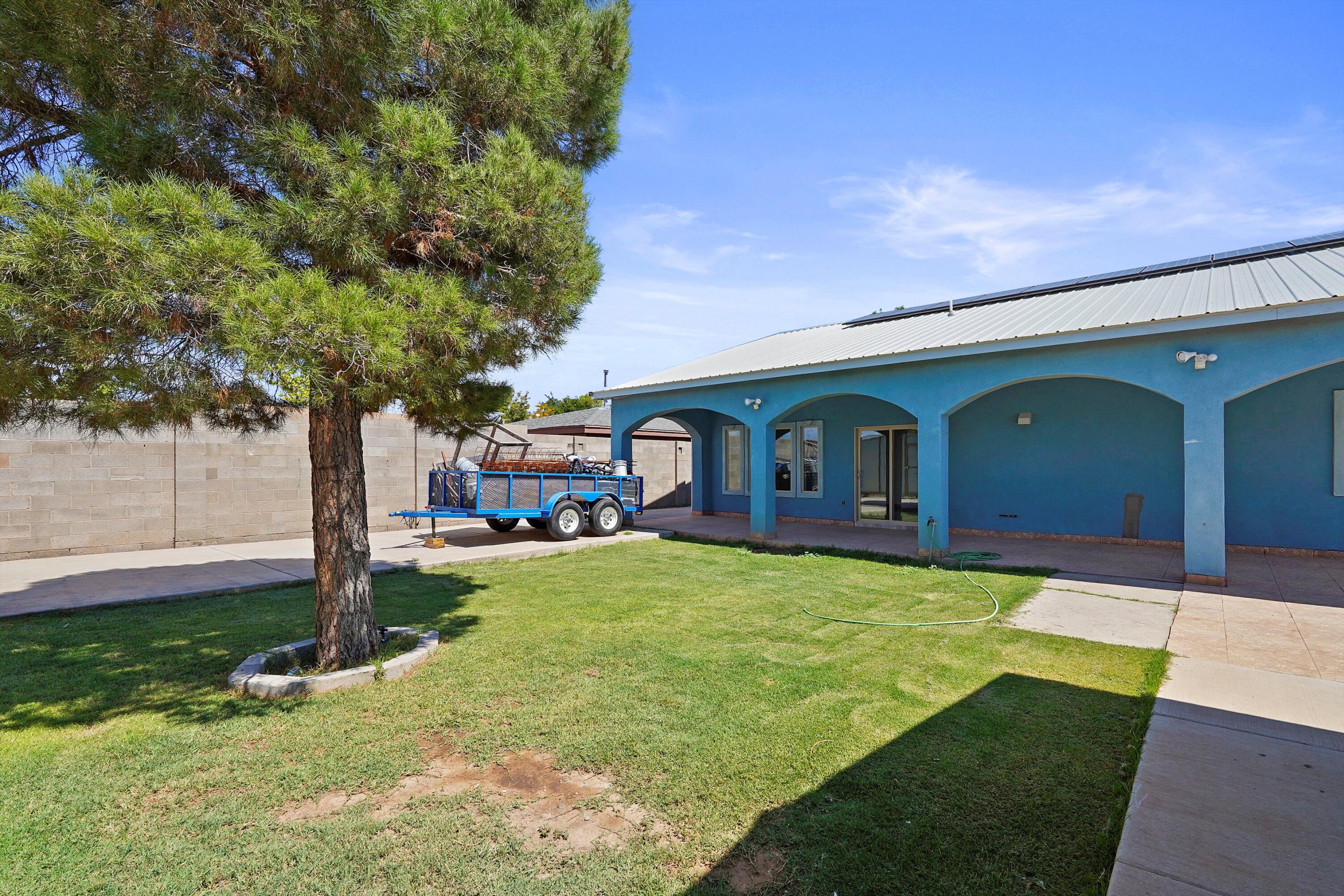 4519 W GLEN Drive SW