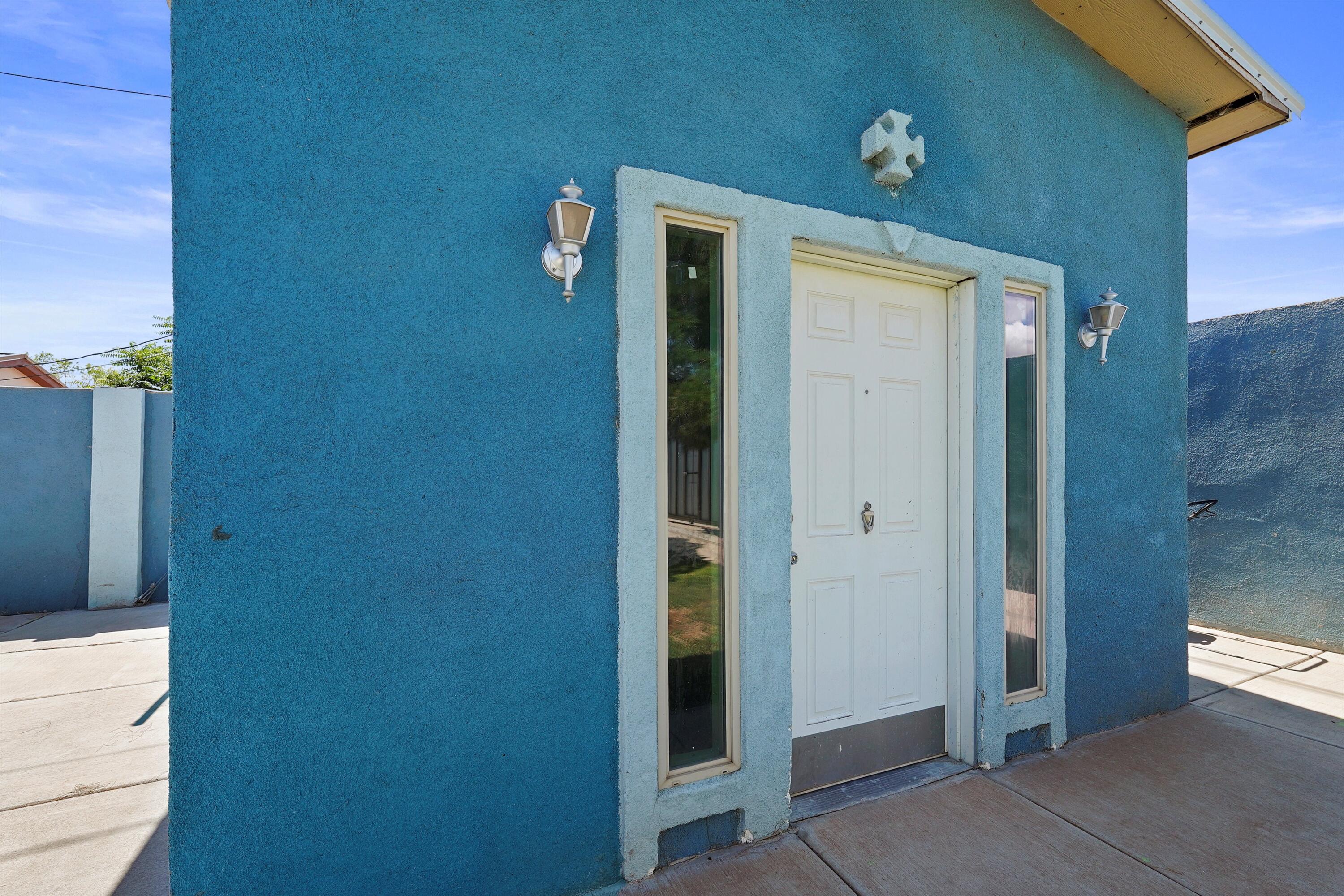 4519 W GLEN Drive SW