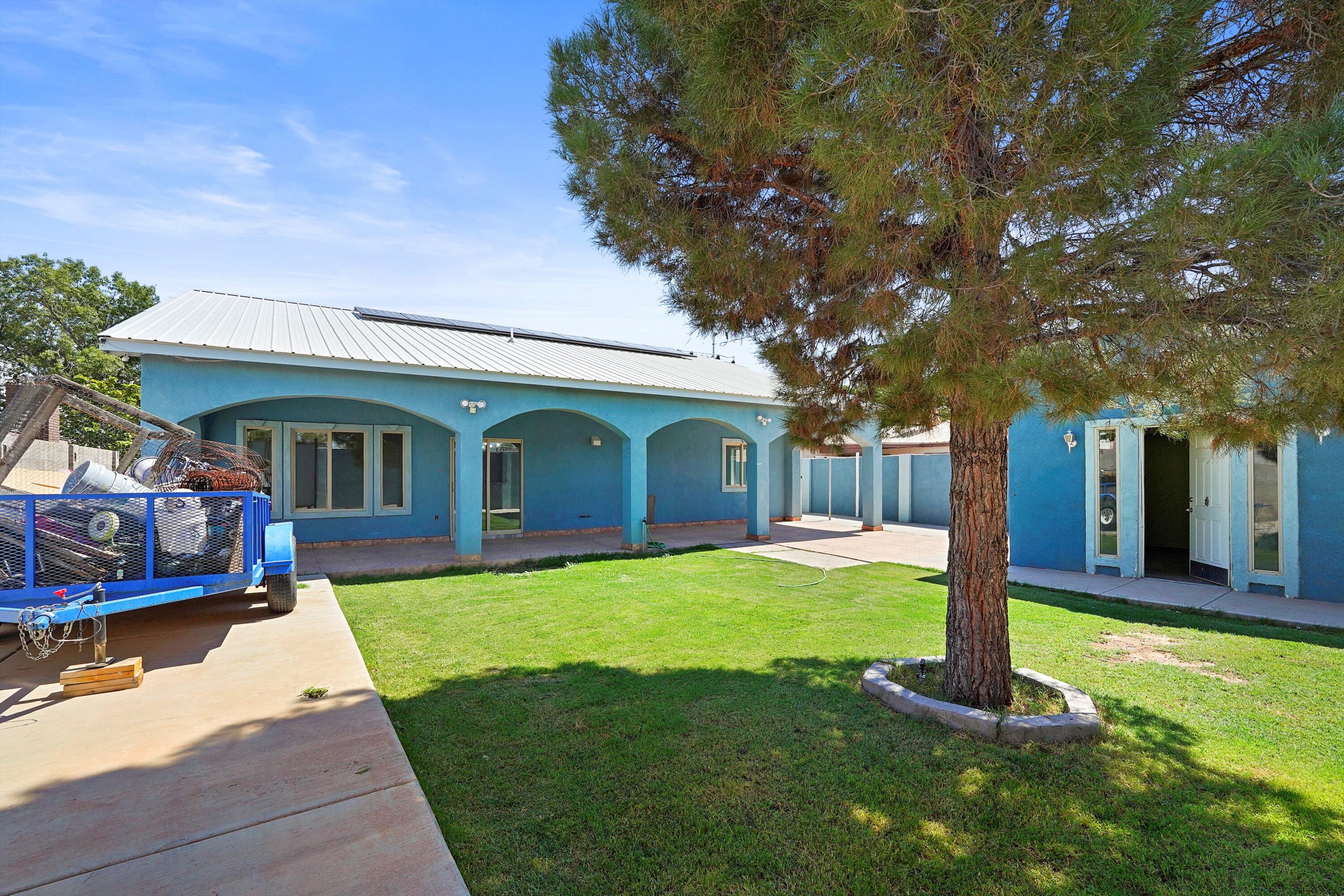 4519 W GLEN Drive SW