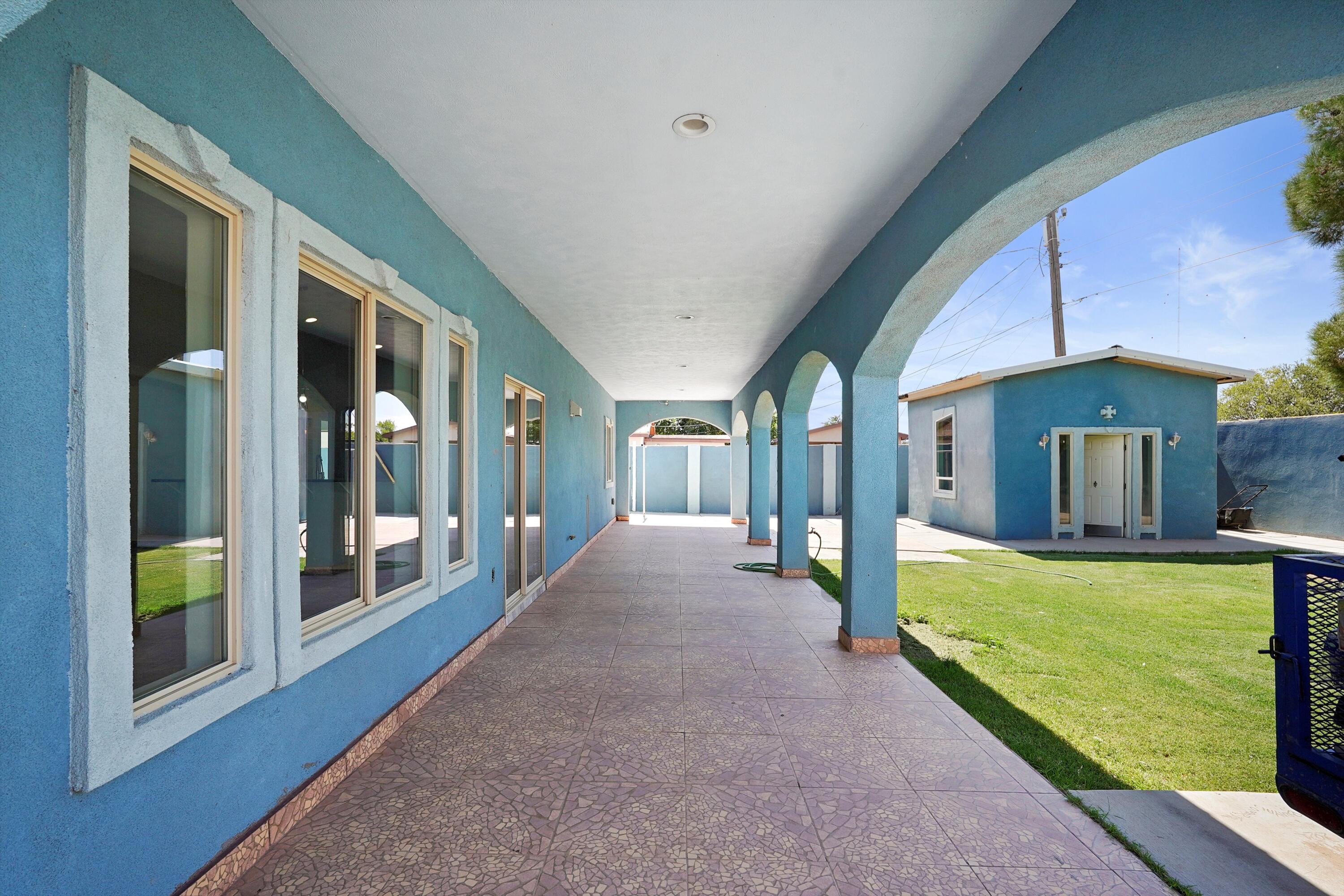 4519 W GLEN Drive SW