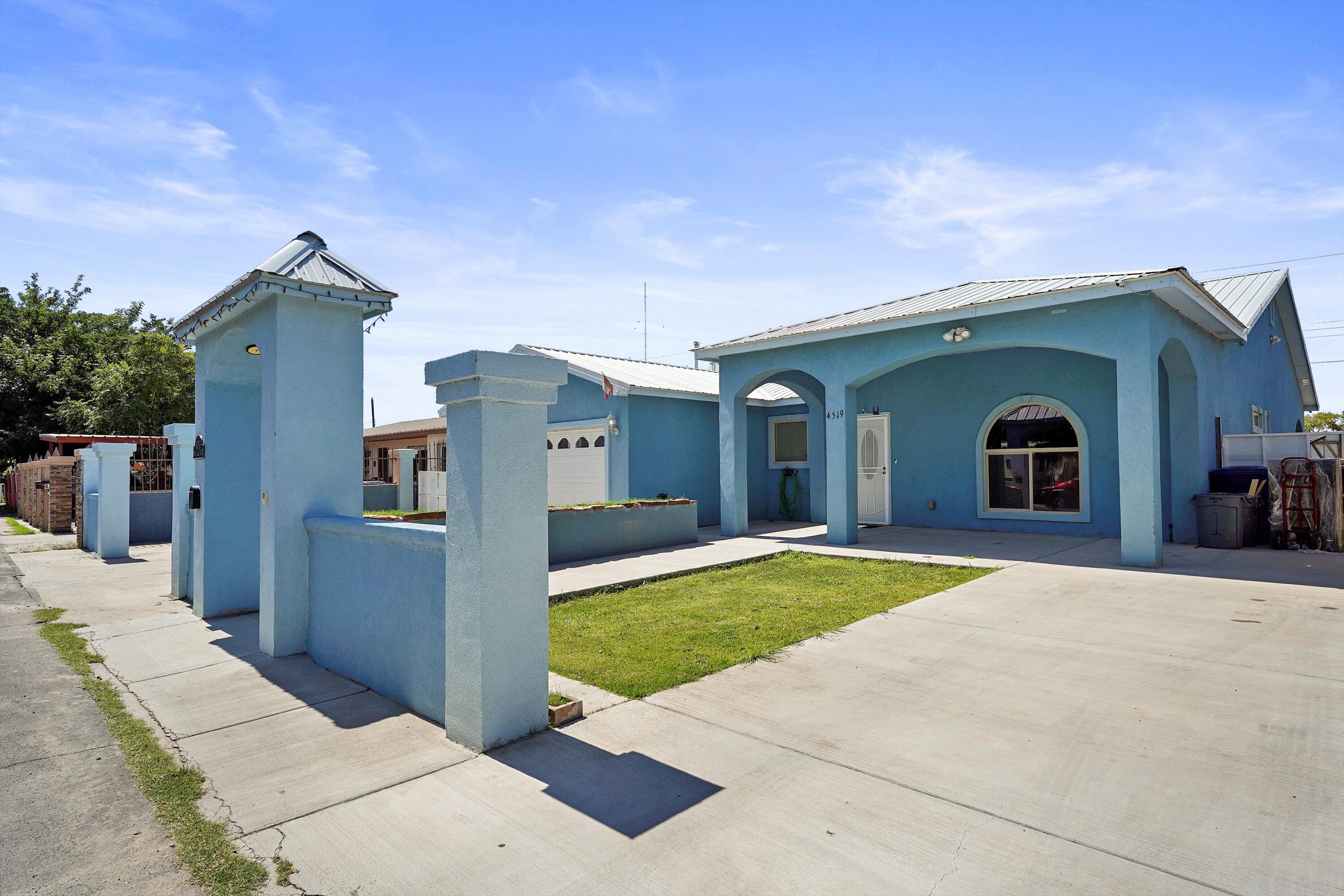 4519 W GLEN Drive SW