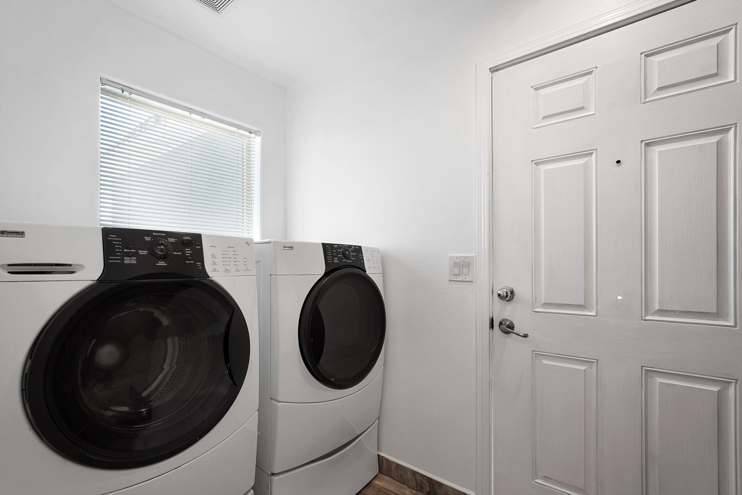 4519 W GLEN Drive SW