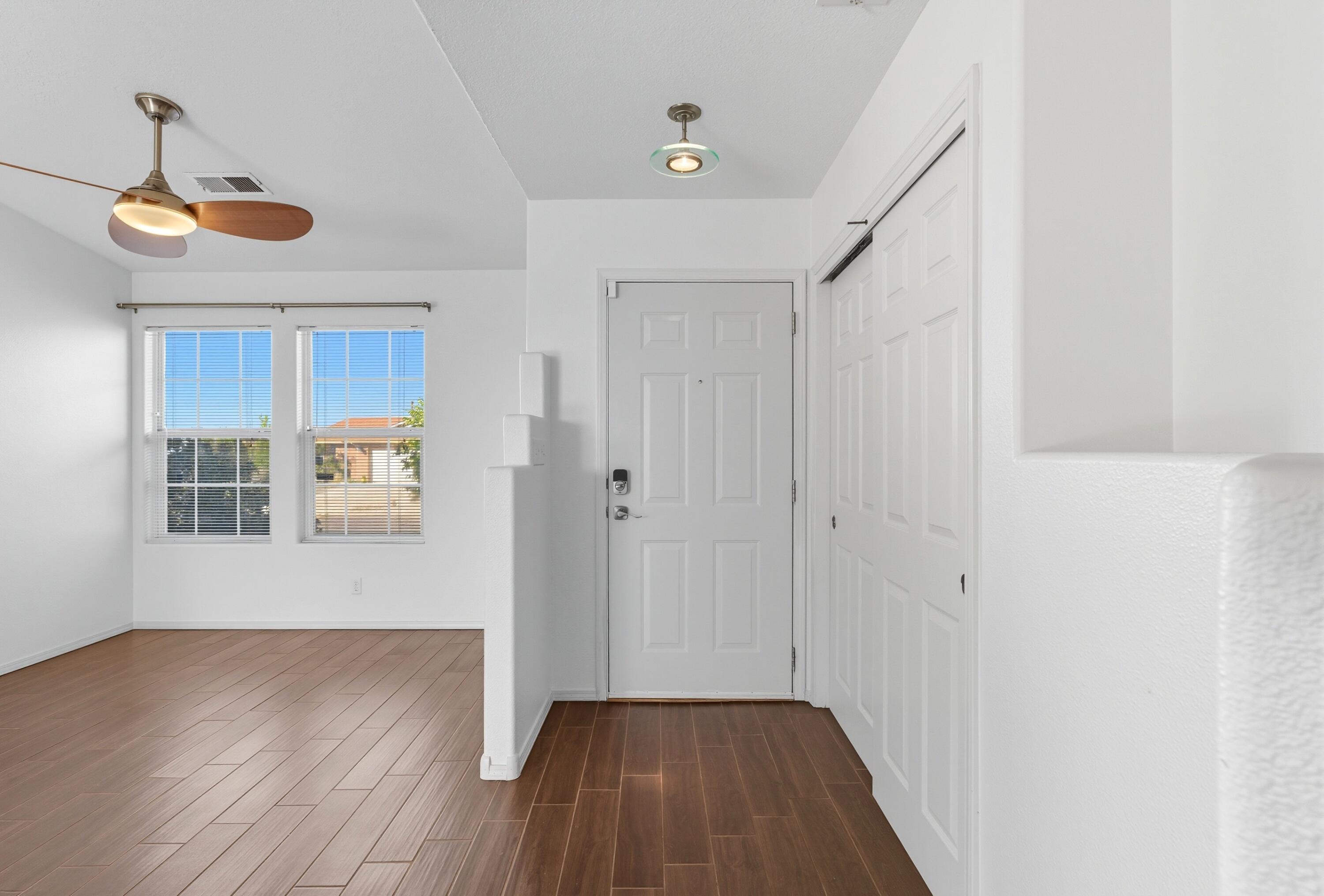 7023 CLARK HILLS Drive NE