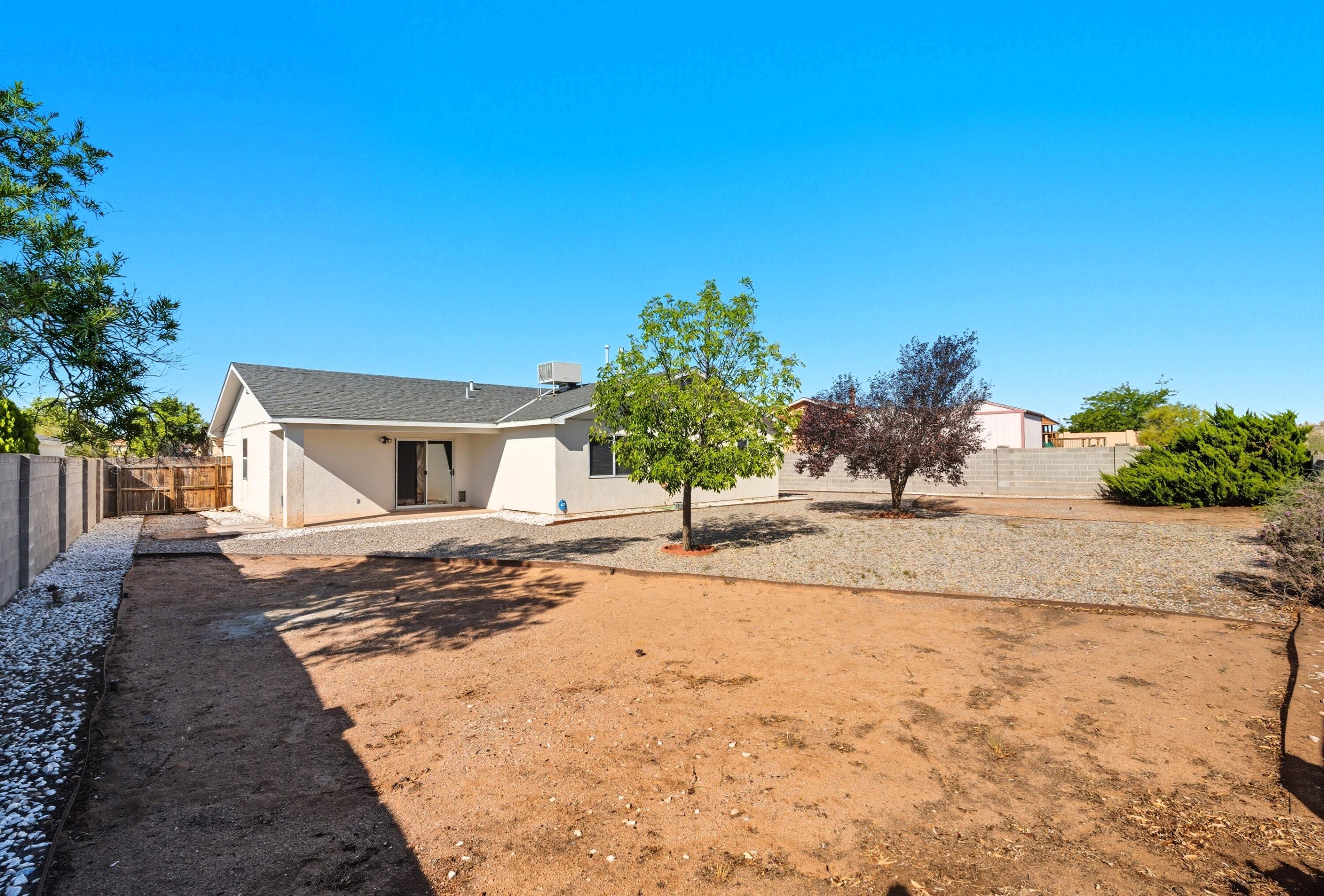 7023 CLARK HILLS Drive NE