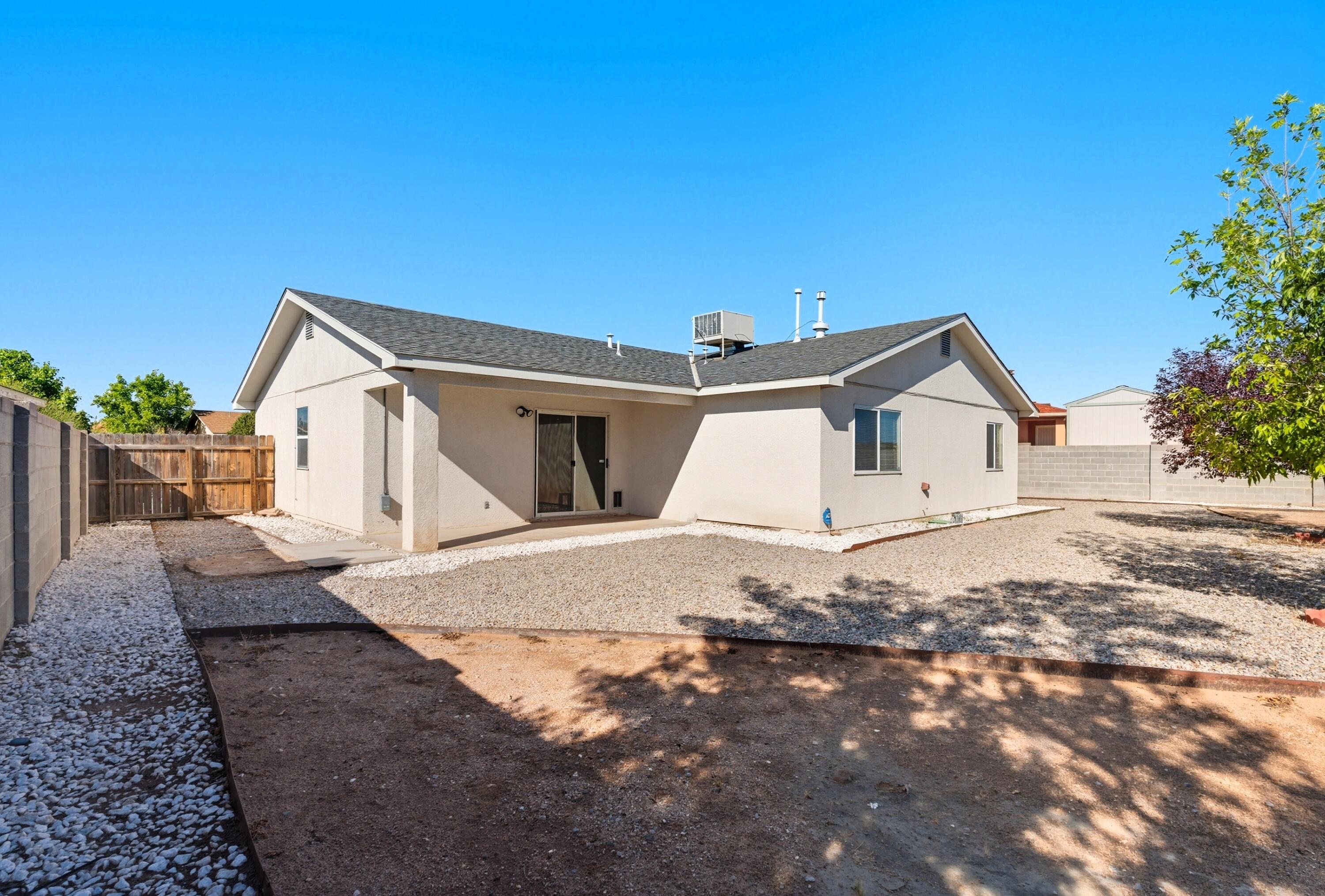 7023 CLARK HILLS Drive NE