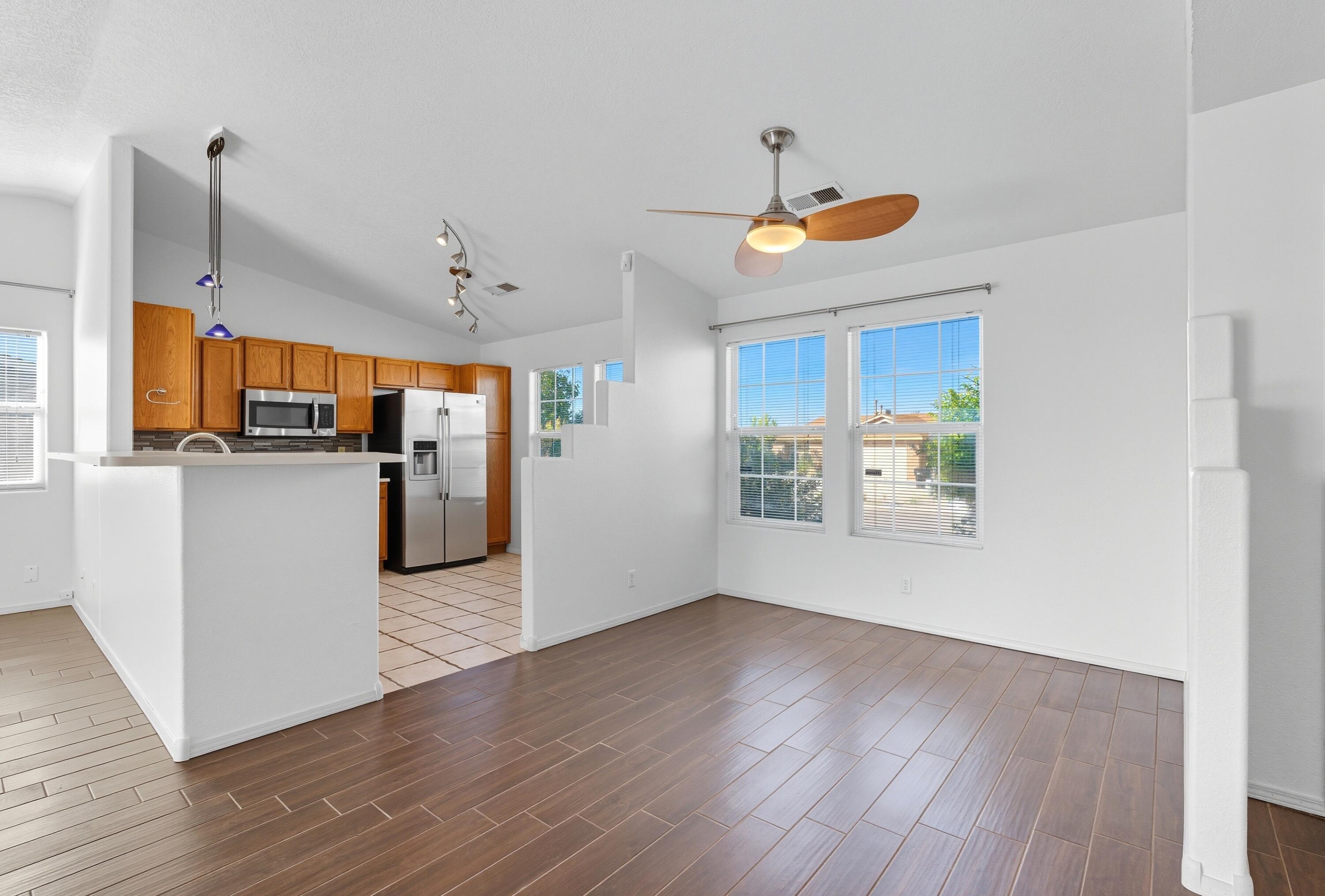 7023 CLARK HILLS Drive NE