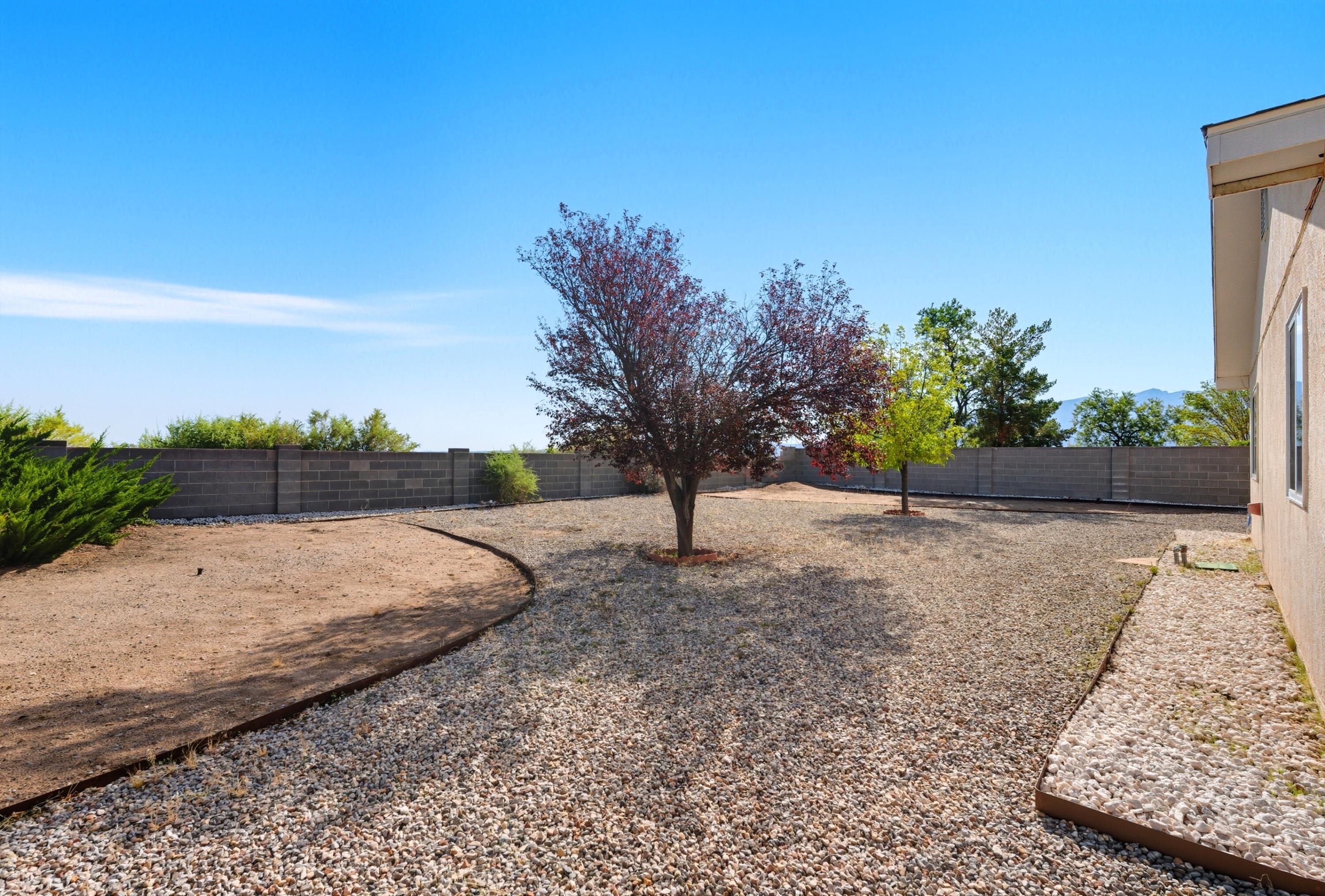 7023 CLARK HILLS Drive NE