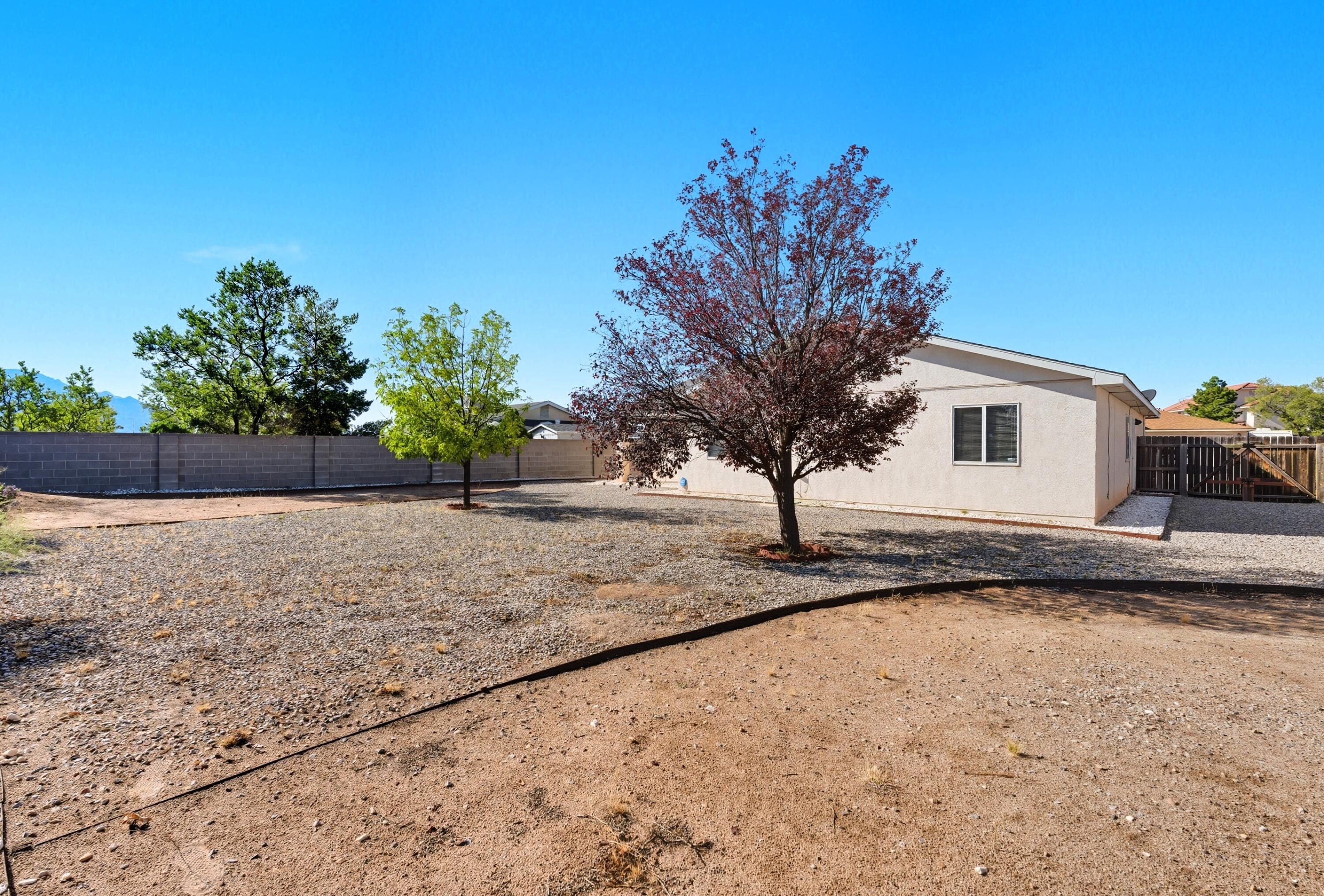 7023 CLARK HILLS Drive NE