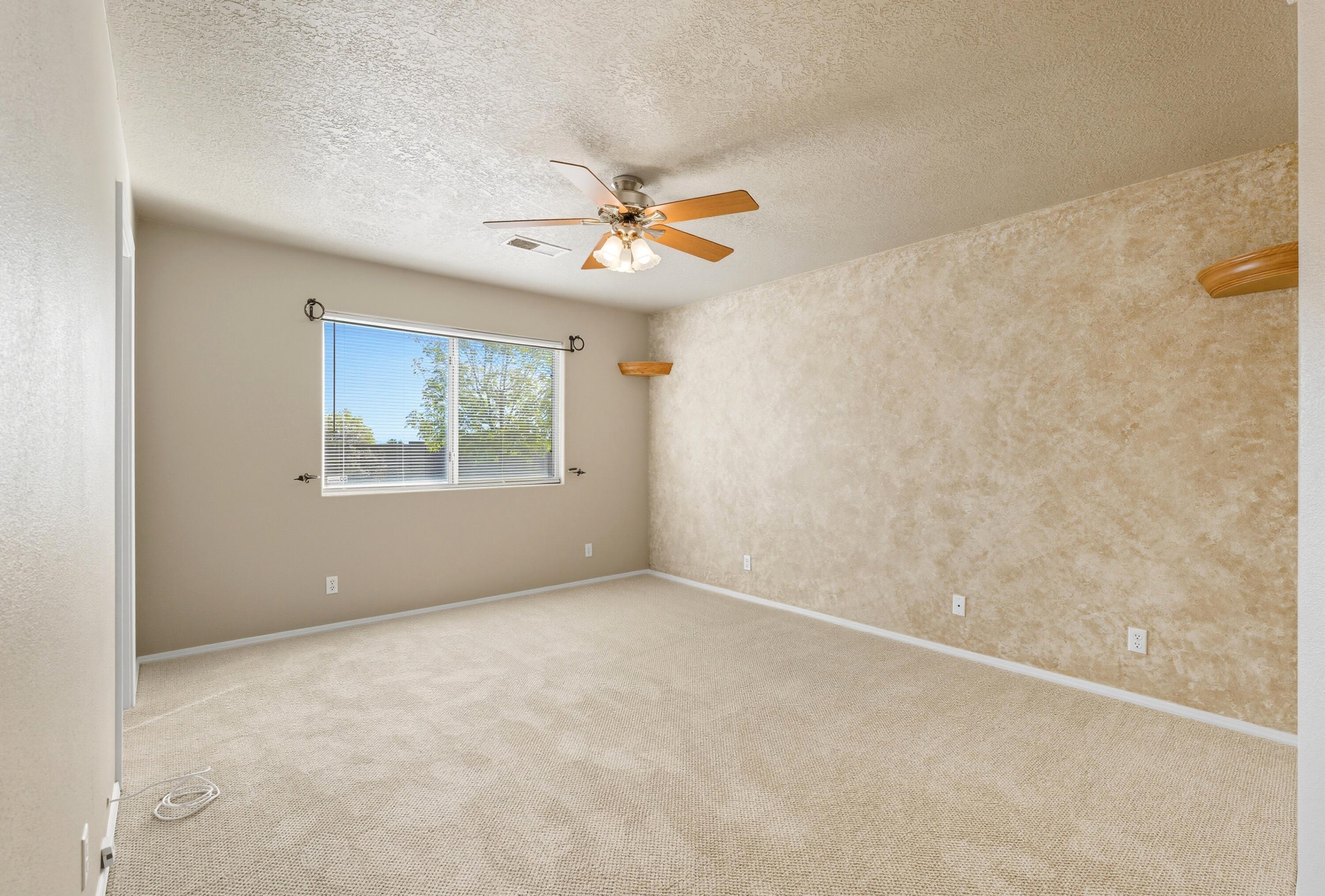 7023 CLARK HILLS Drive NE