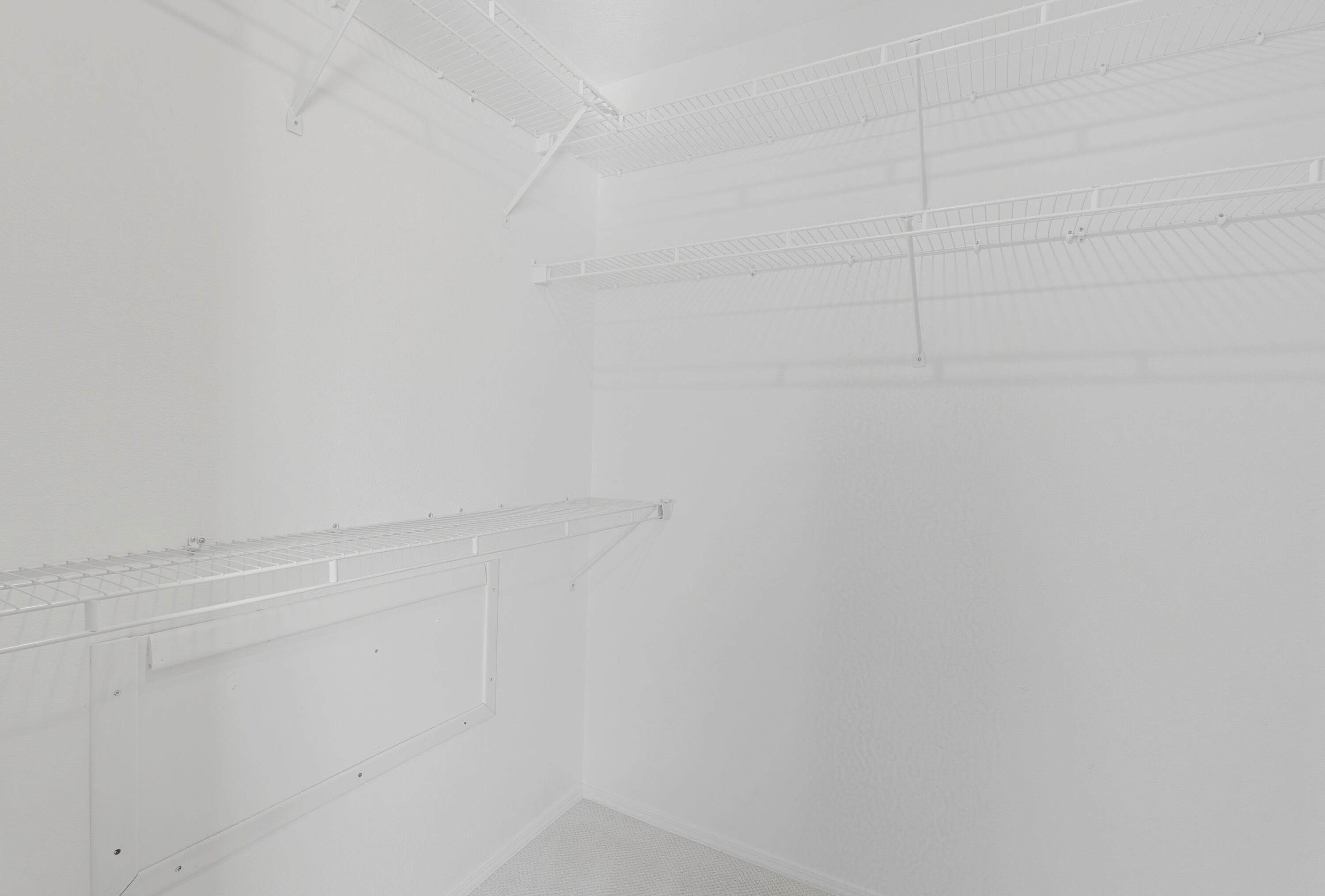 7023 CLARK HILLS Drive NE