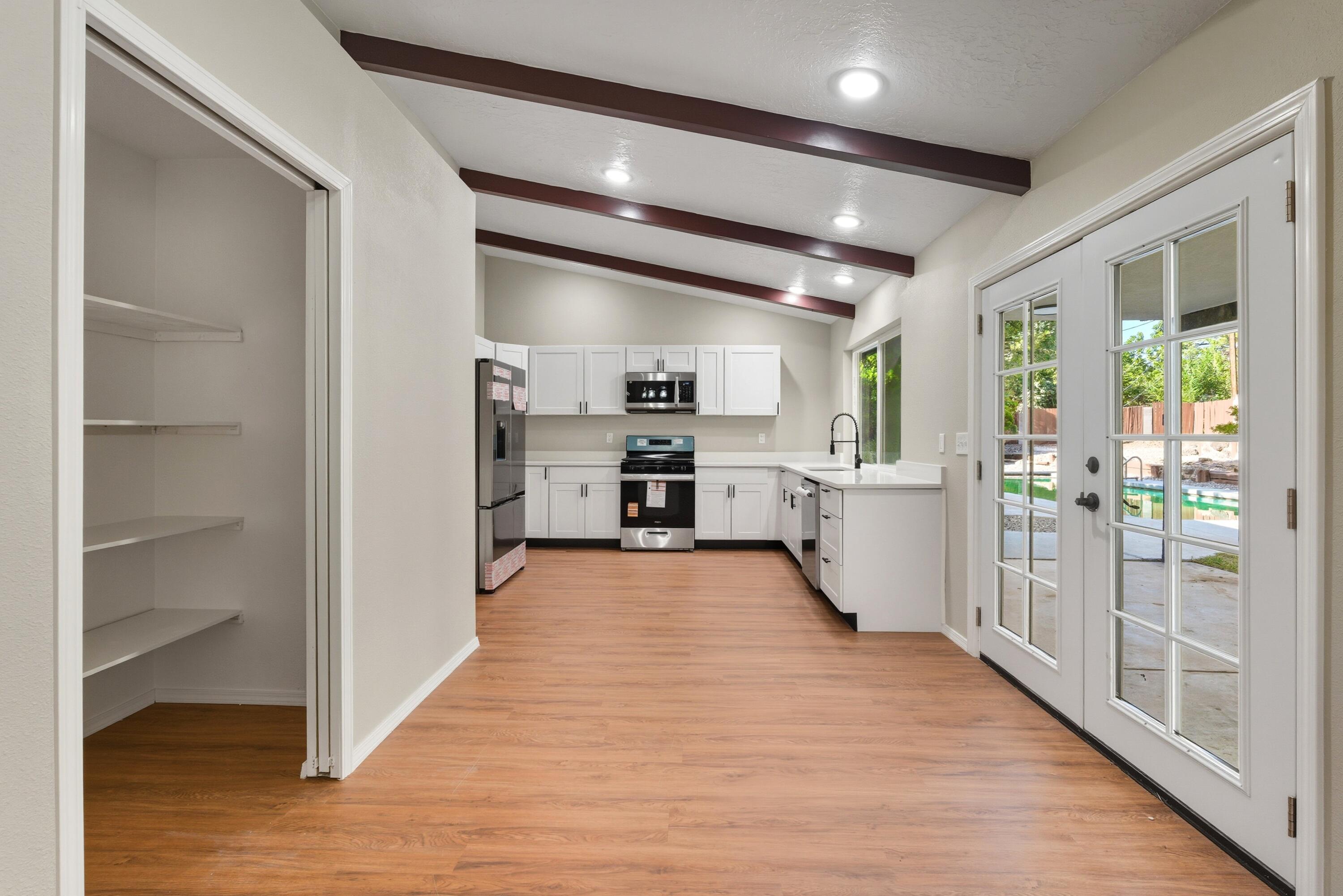 1312 STAGECOACH Lane SE