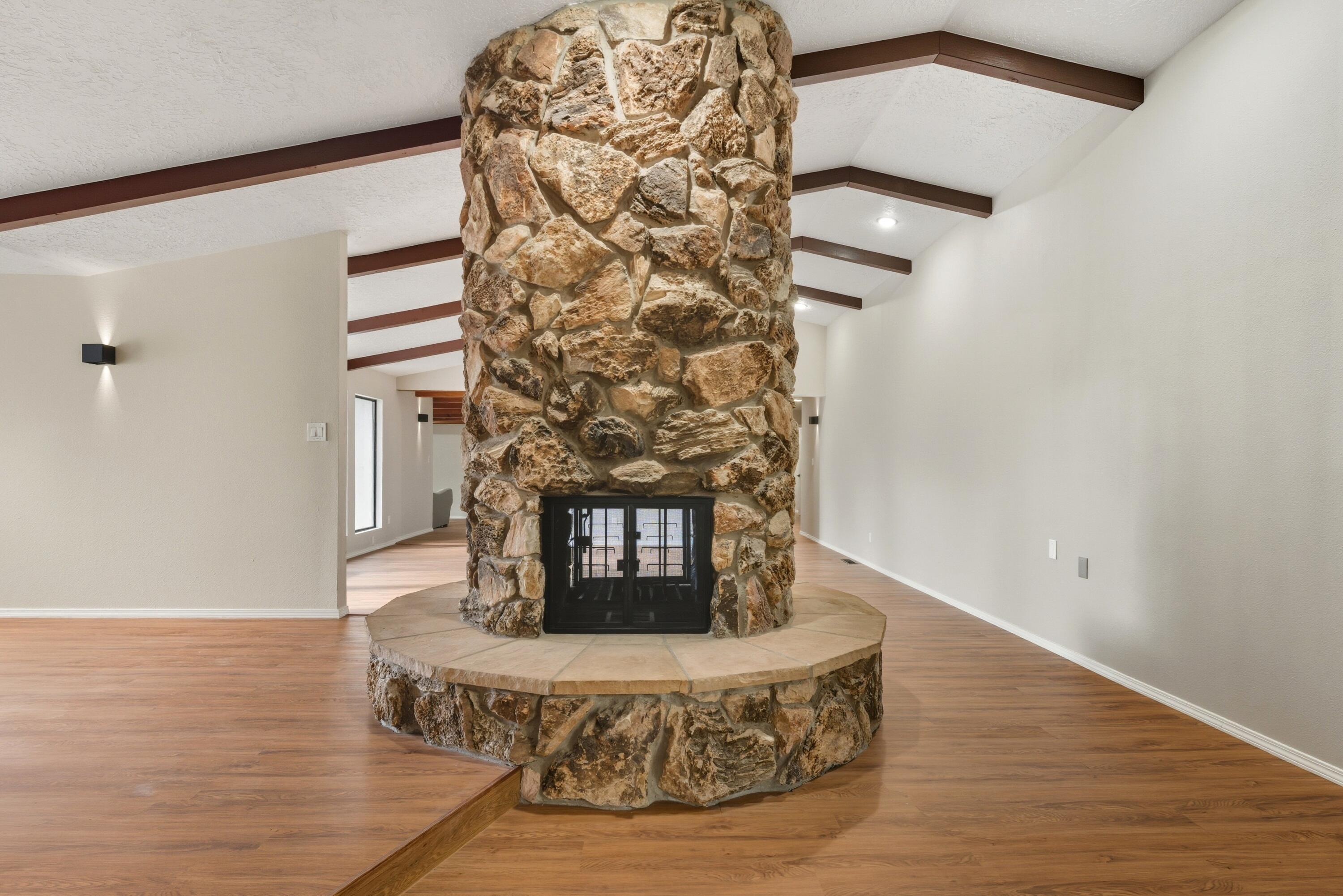 1312 STAGECOACH Lane SE