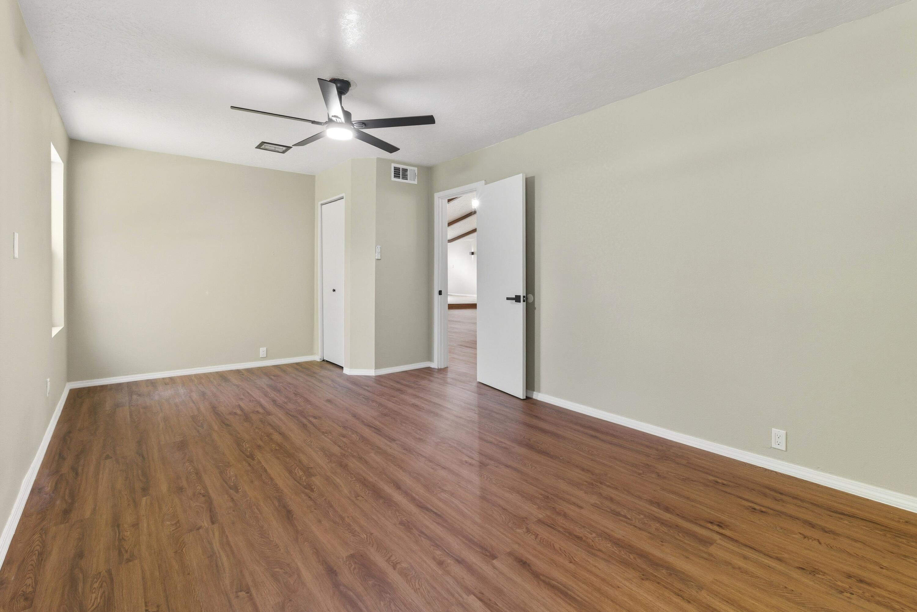 1312 STAGECOACH Lane SE