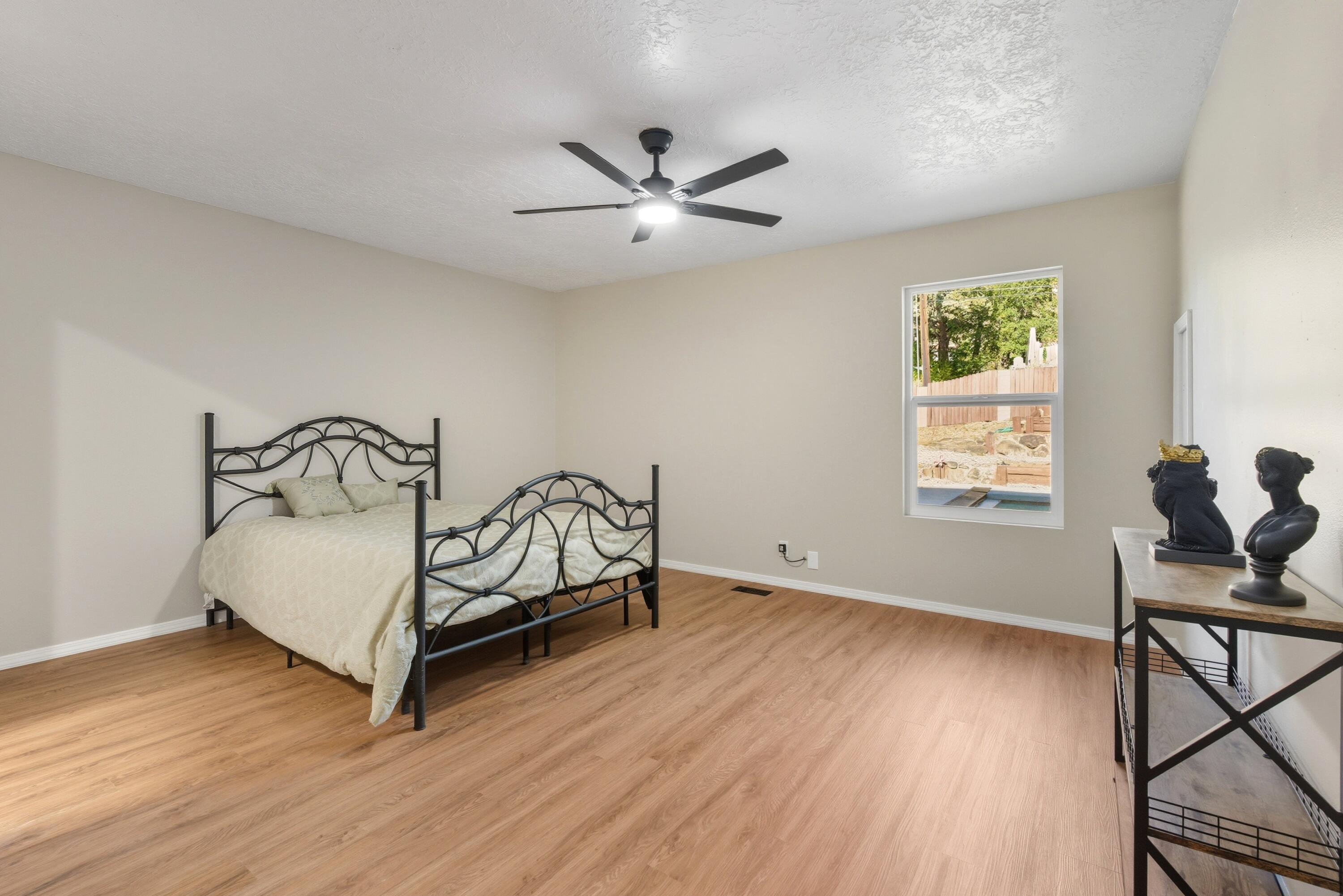 1312 STAGECOACH Lane SE