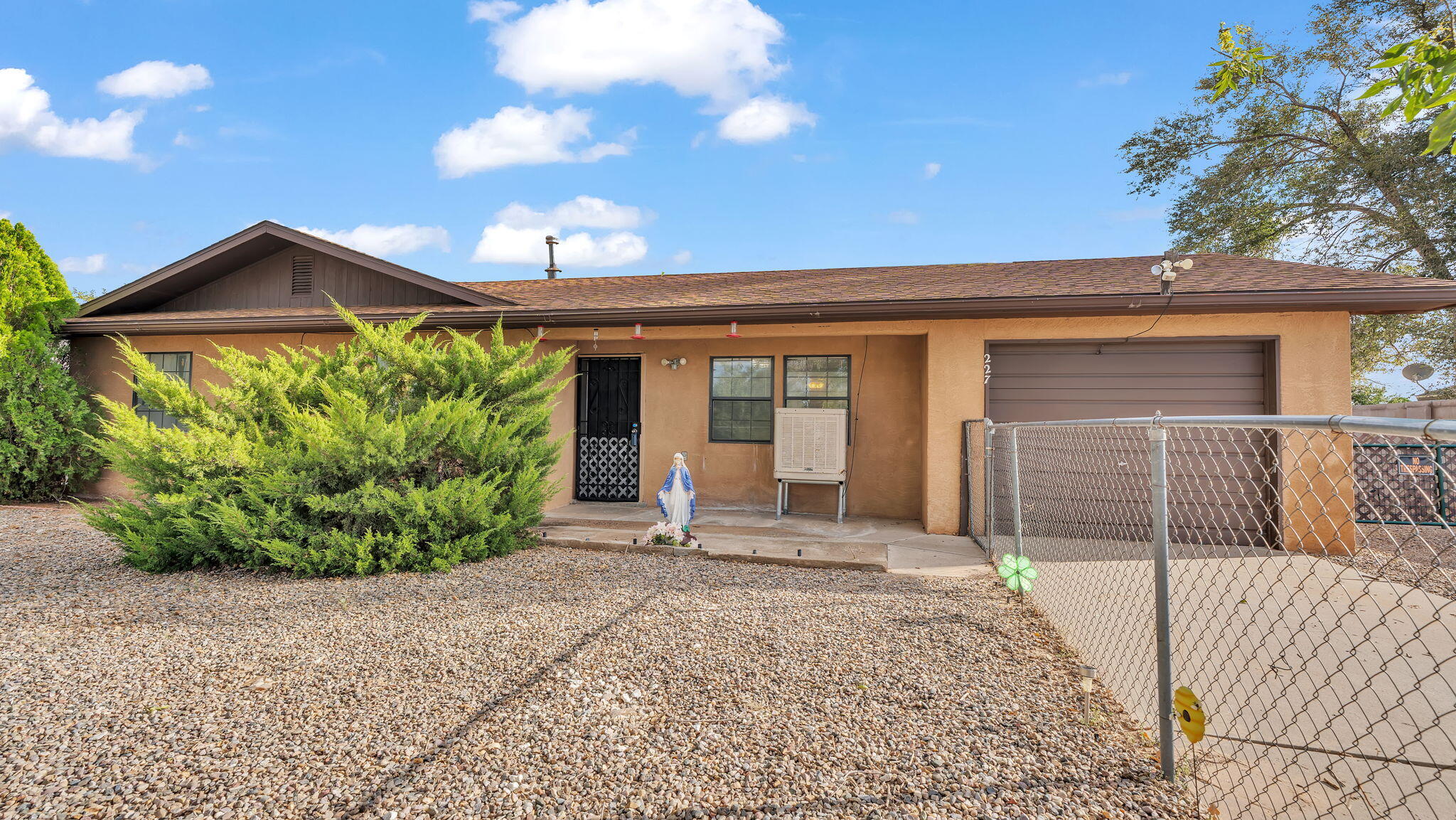 227 Hillandale Avenue