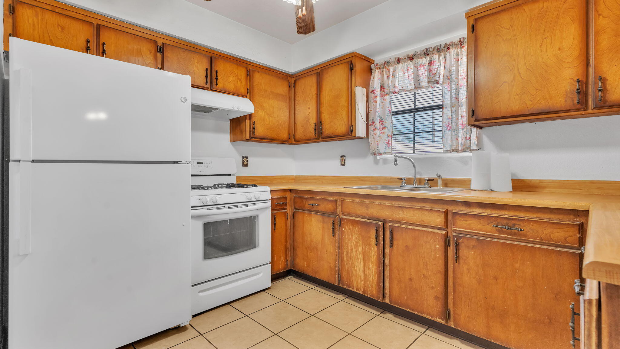 227 Hillandale Avenue