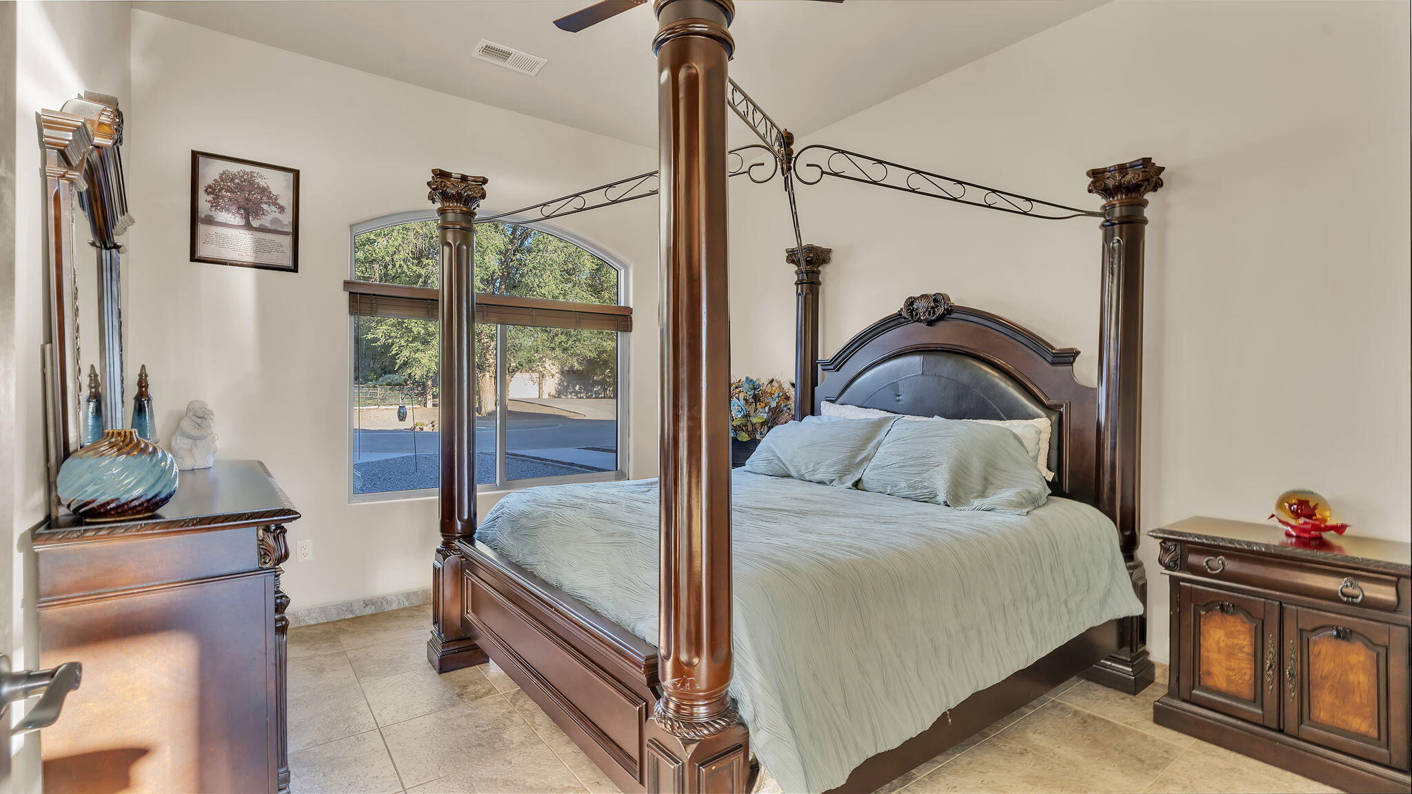 14 Hacienda Del Valle