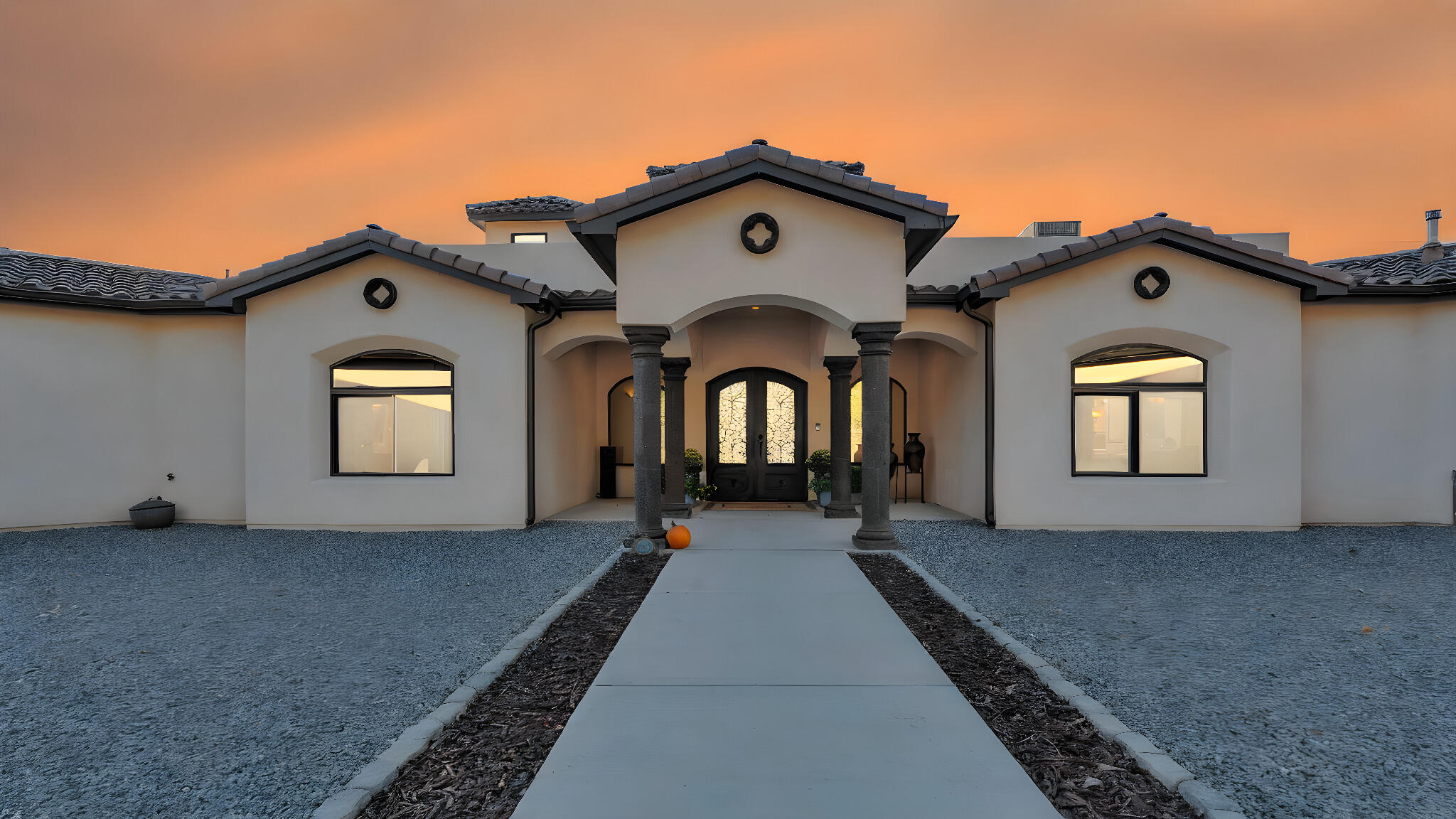 14 Hacienda Del Valle