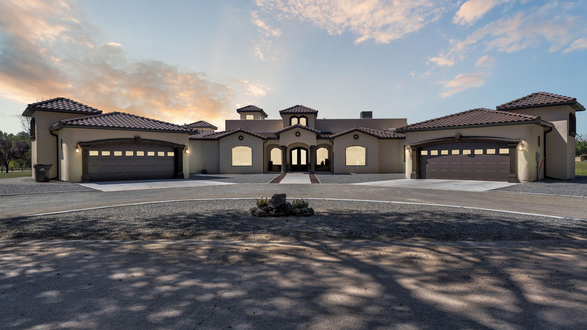 14 Hacienda Del Valle