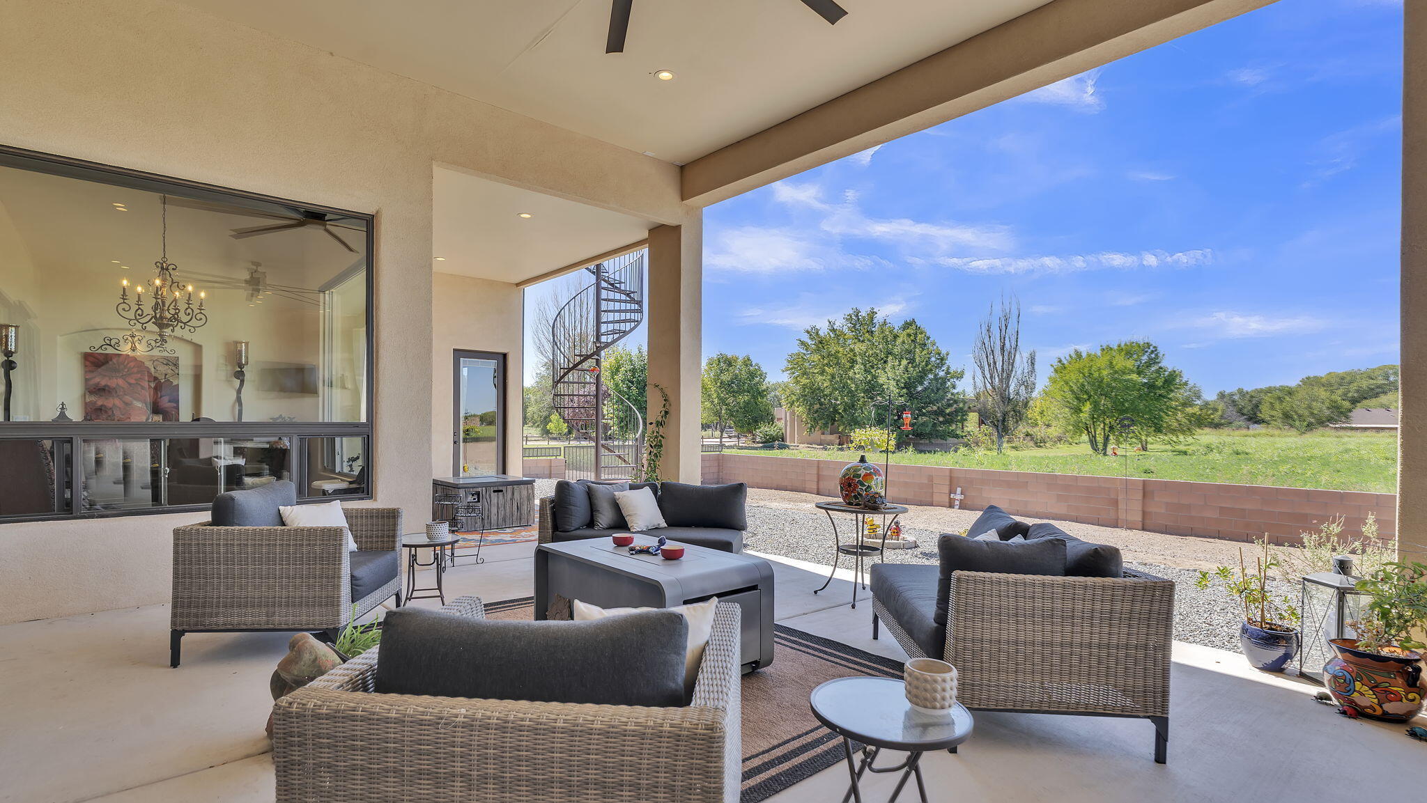 14 Hacienda Del Valle