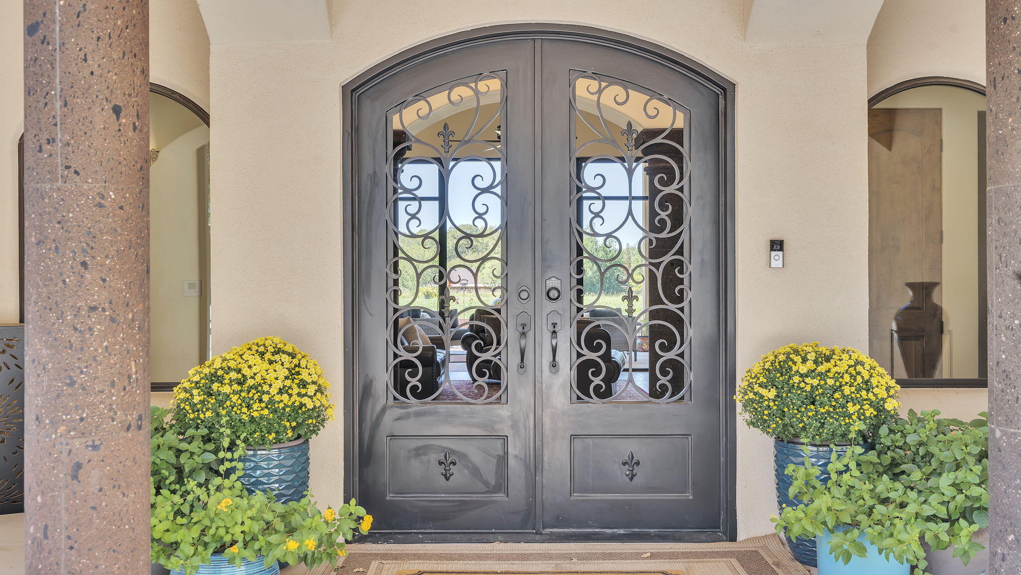 14 Hacienda Del Valle