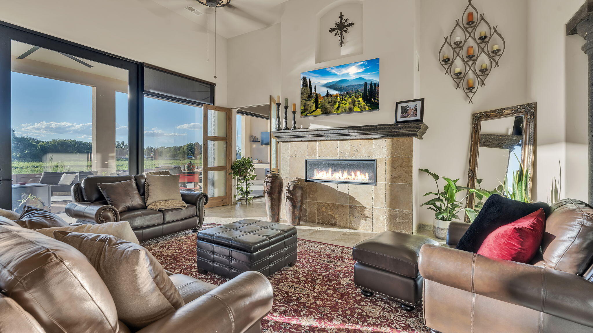 14 Hacienda Del Valle