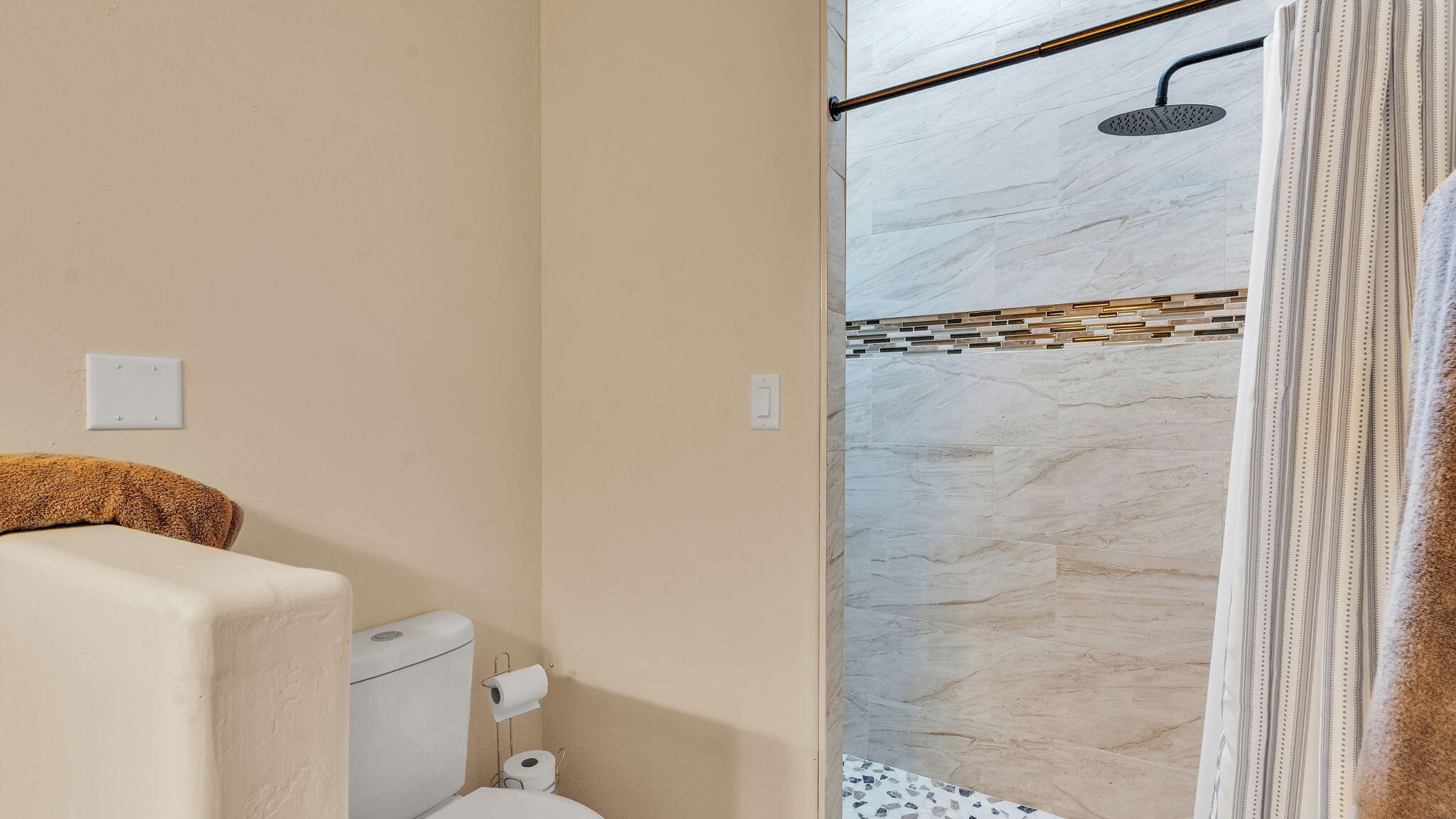 14 Hacienda Del Valle