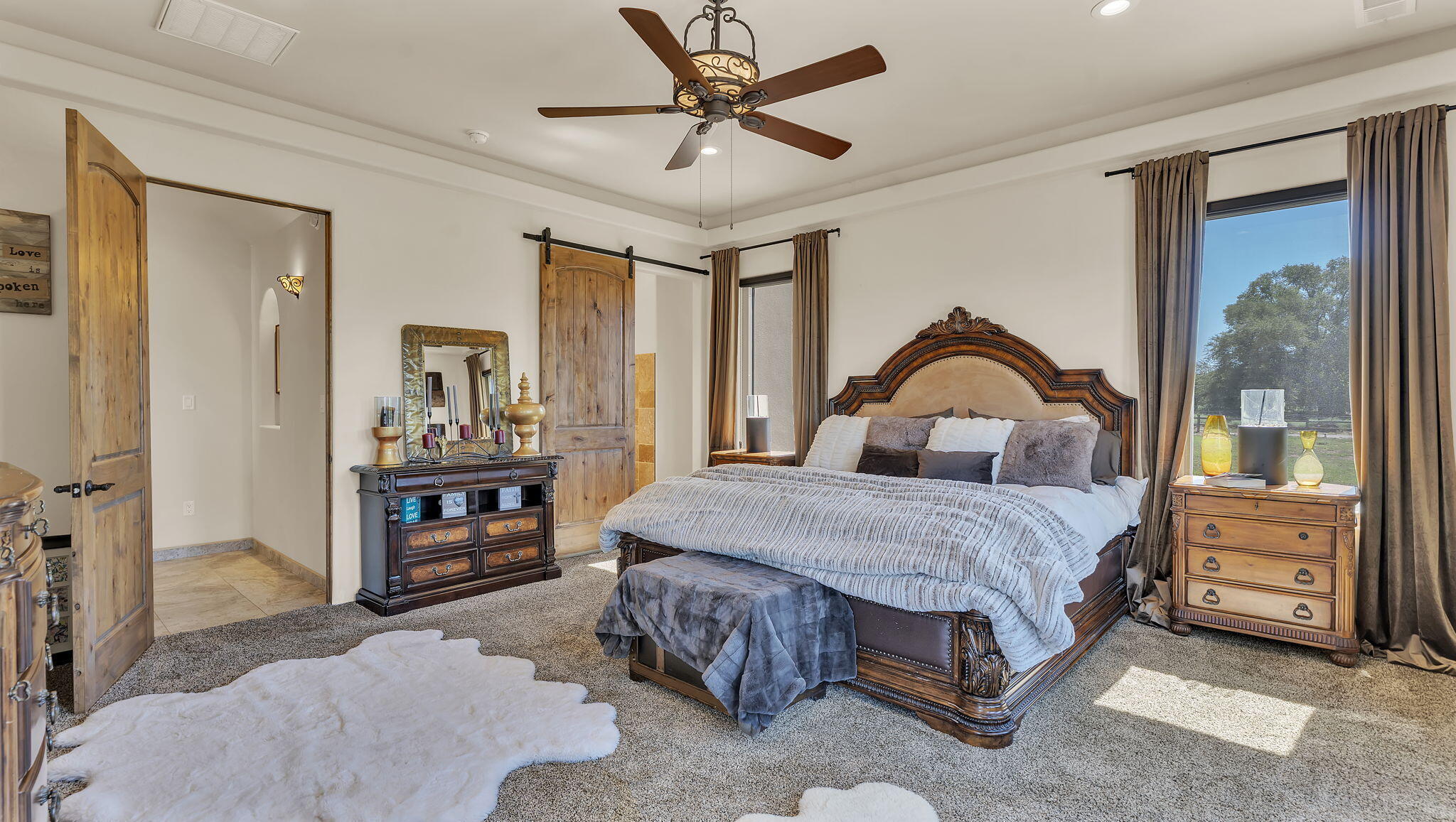 14 Hacienda Del Valle