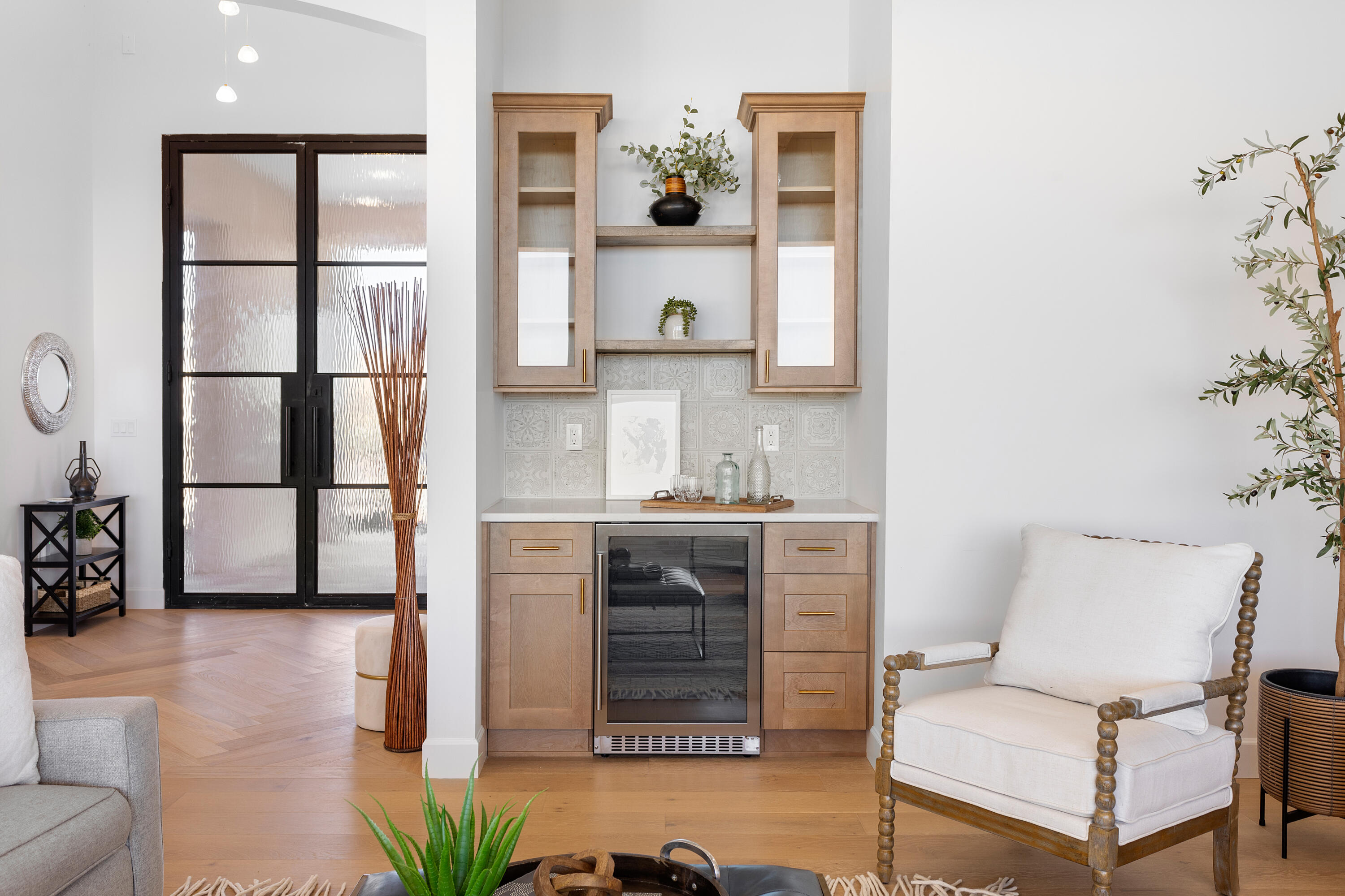 2505 Mansart Court NE