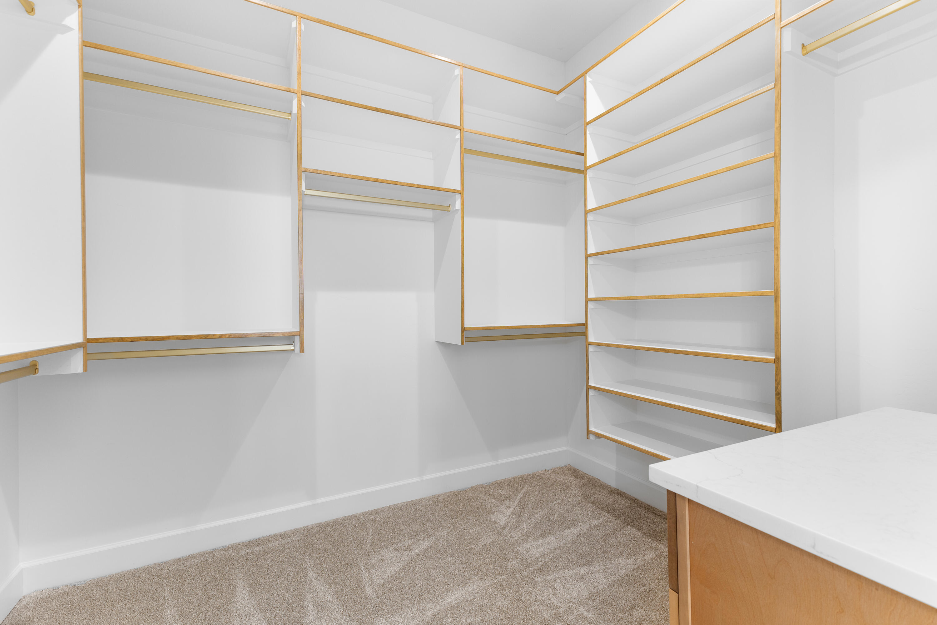 2505 Mansart Court NE