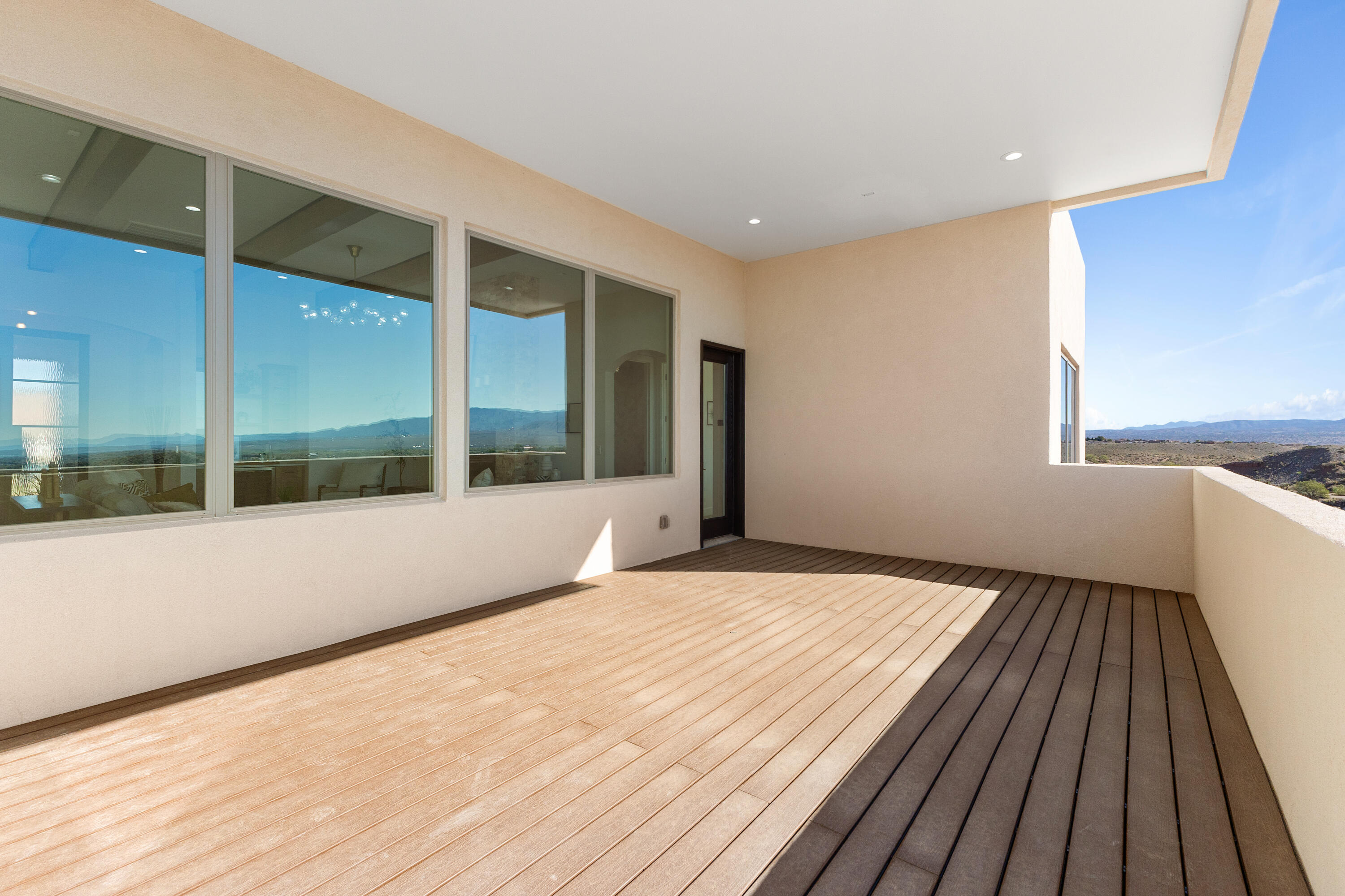 2505 Mansart Court NE