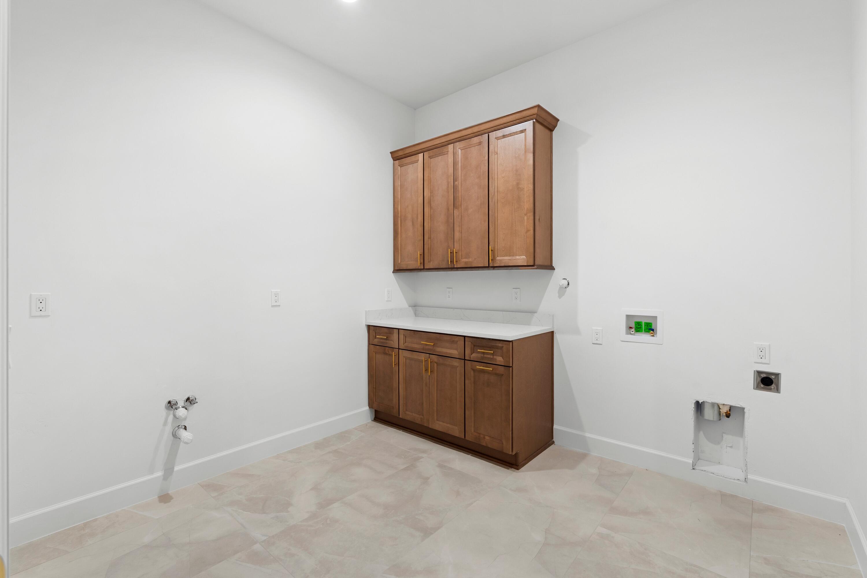 2021 Santa Ana Road NE