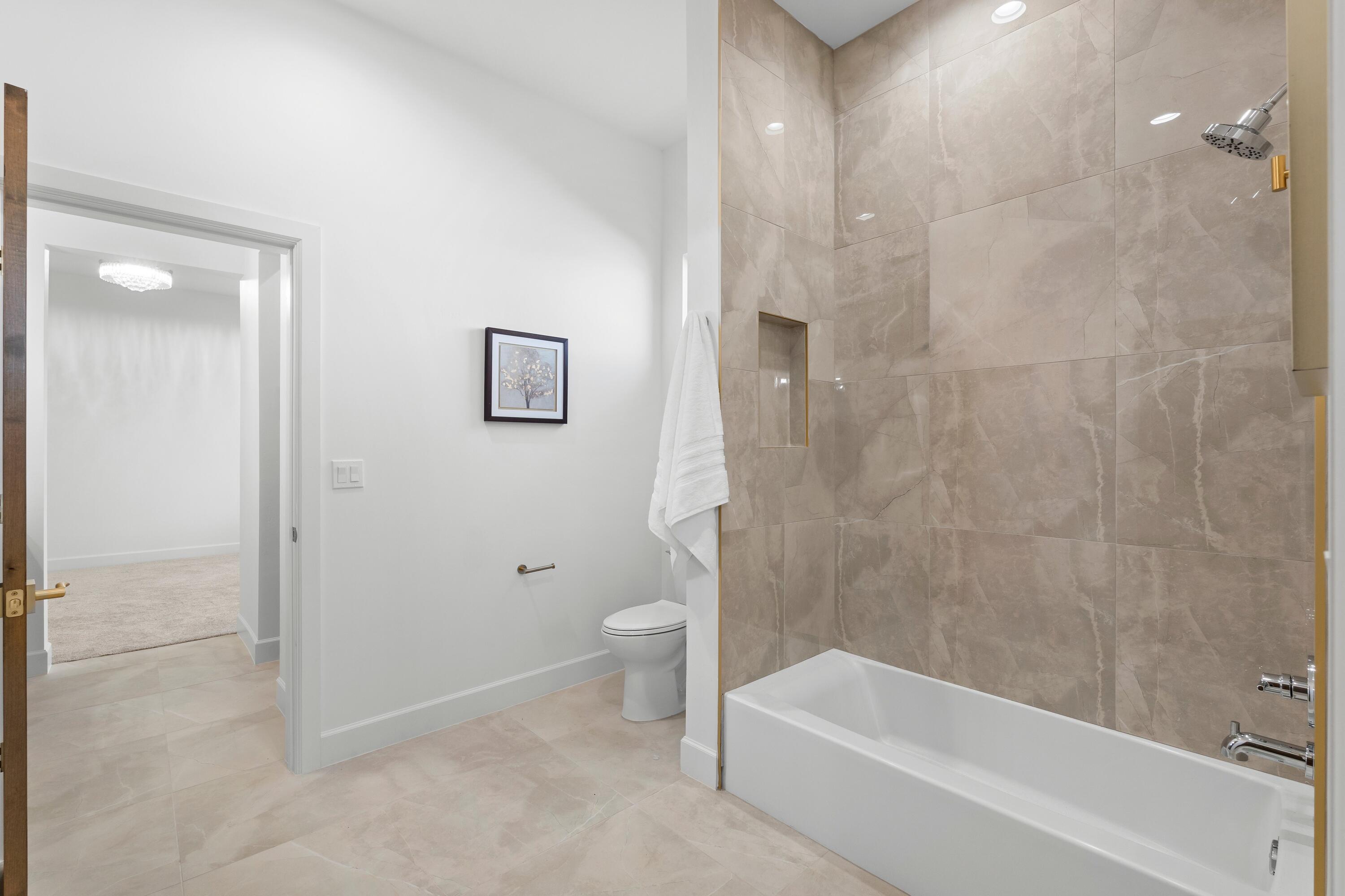 2021 Santa Ana Road NE