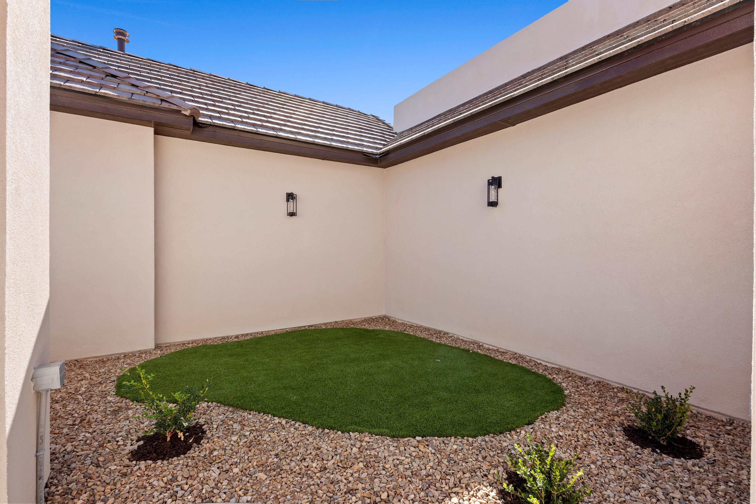 2021 Santa Ana Road NE