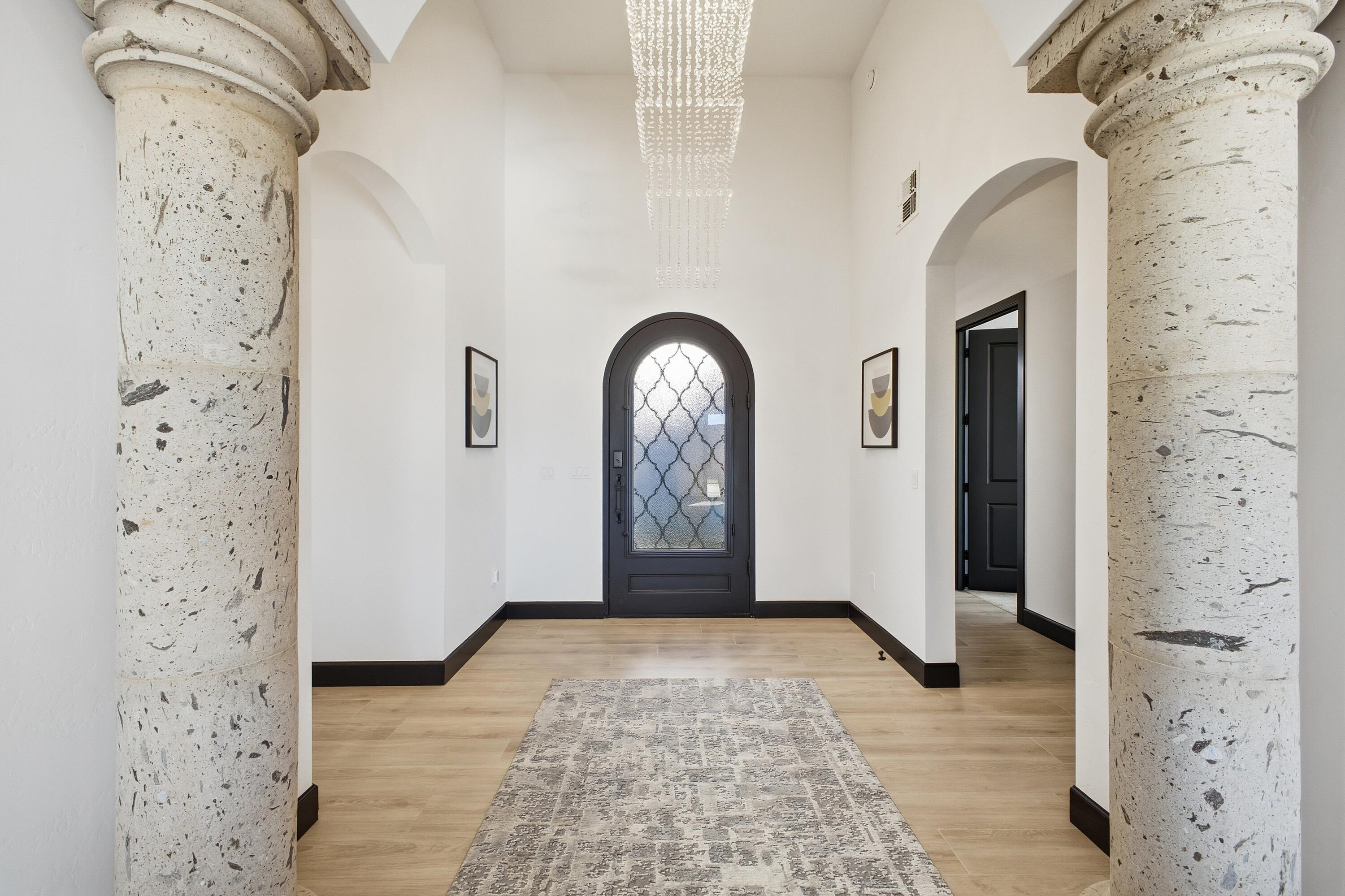 7805 Aguila Street NW