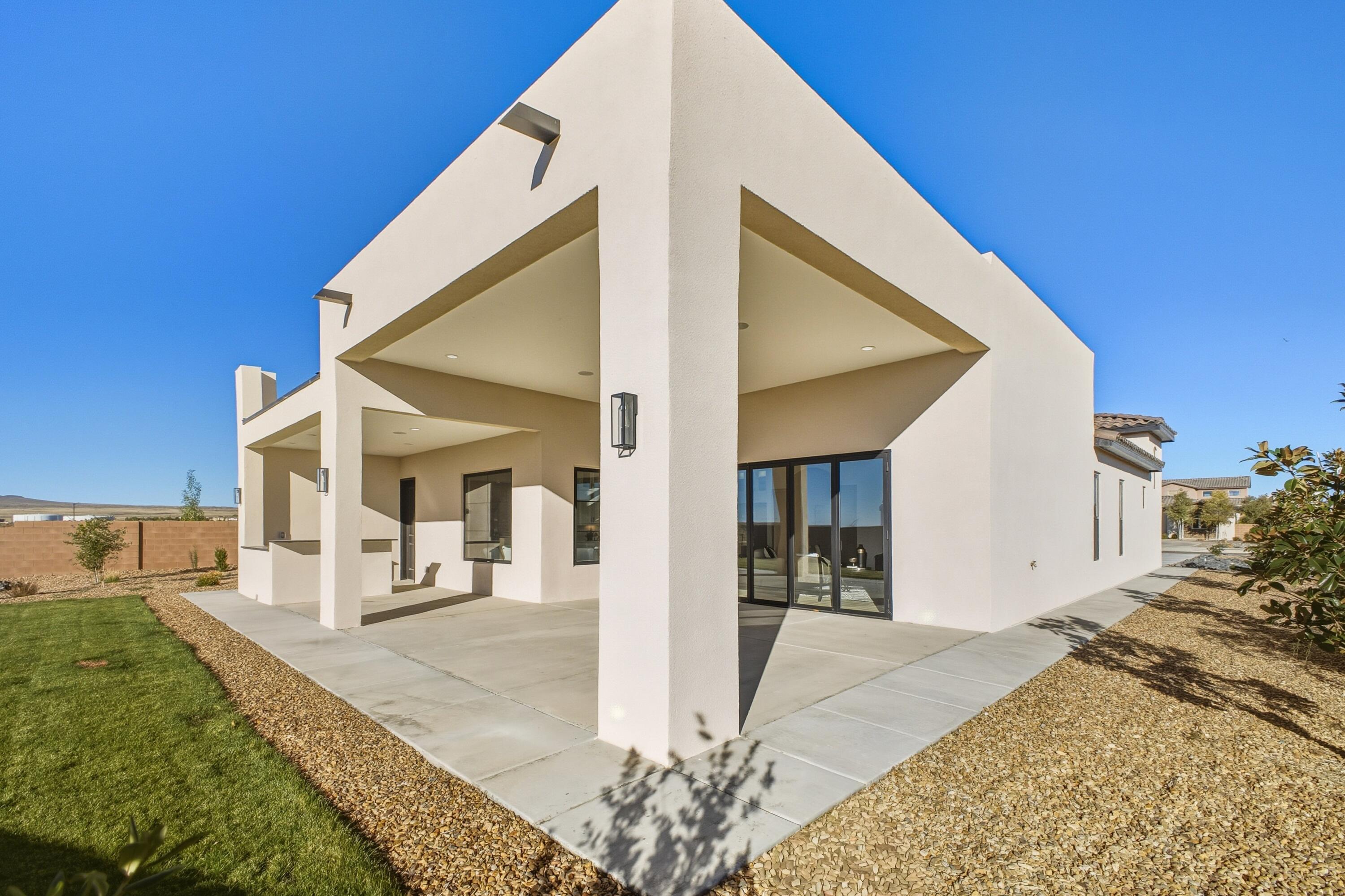 7805 Aguila Street NW