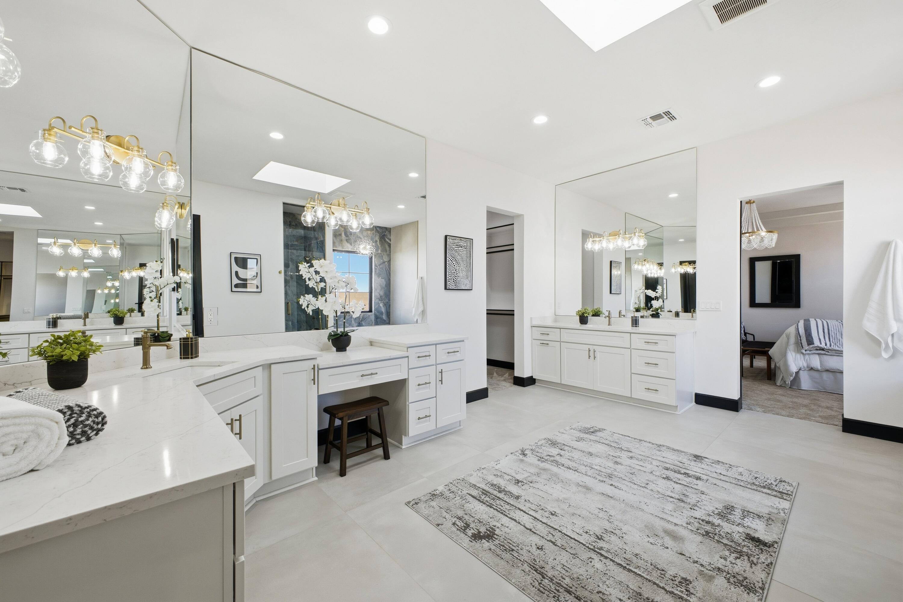 7805 Aguila Street NW