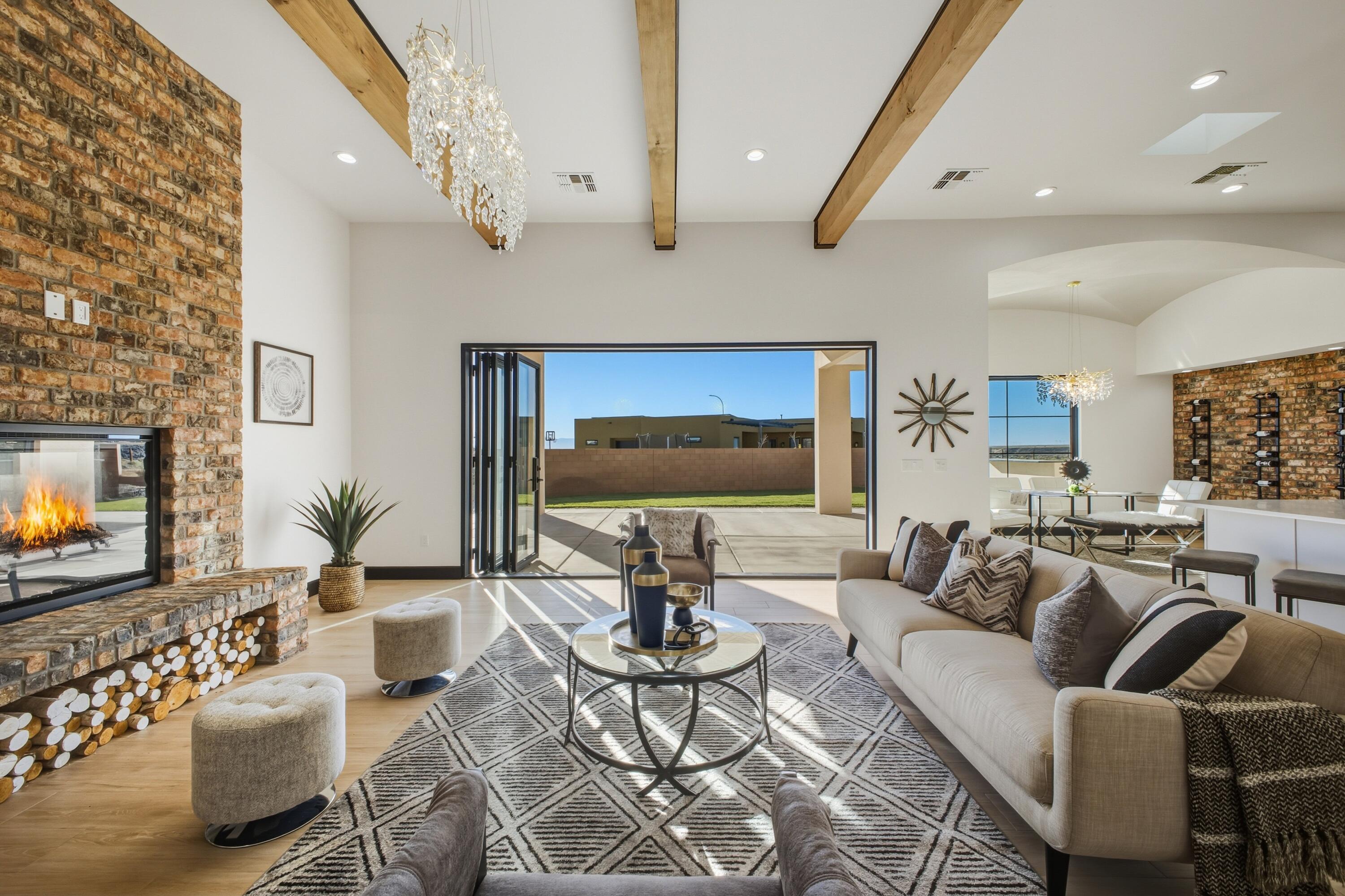 7805 Aguila Street NW