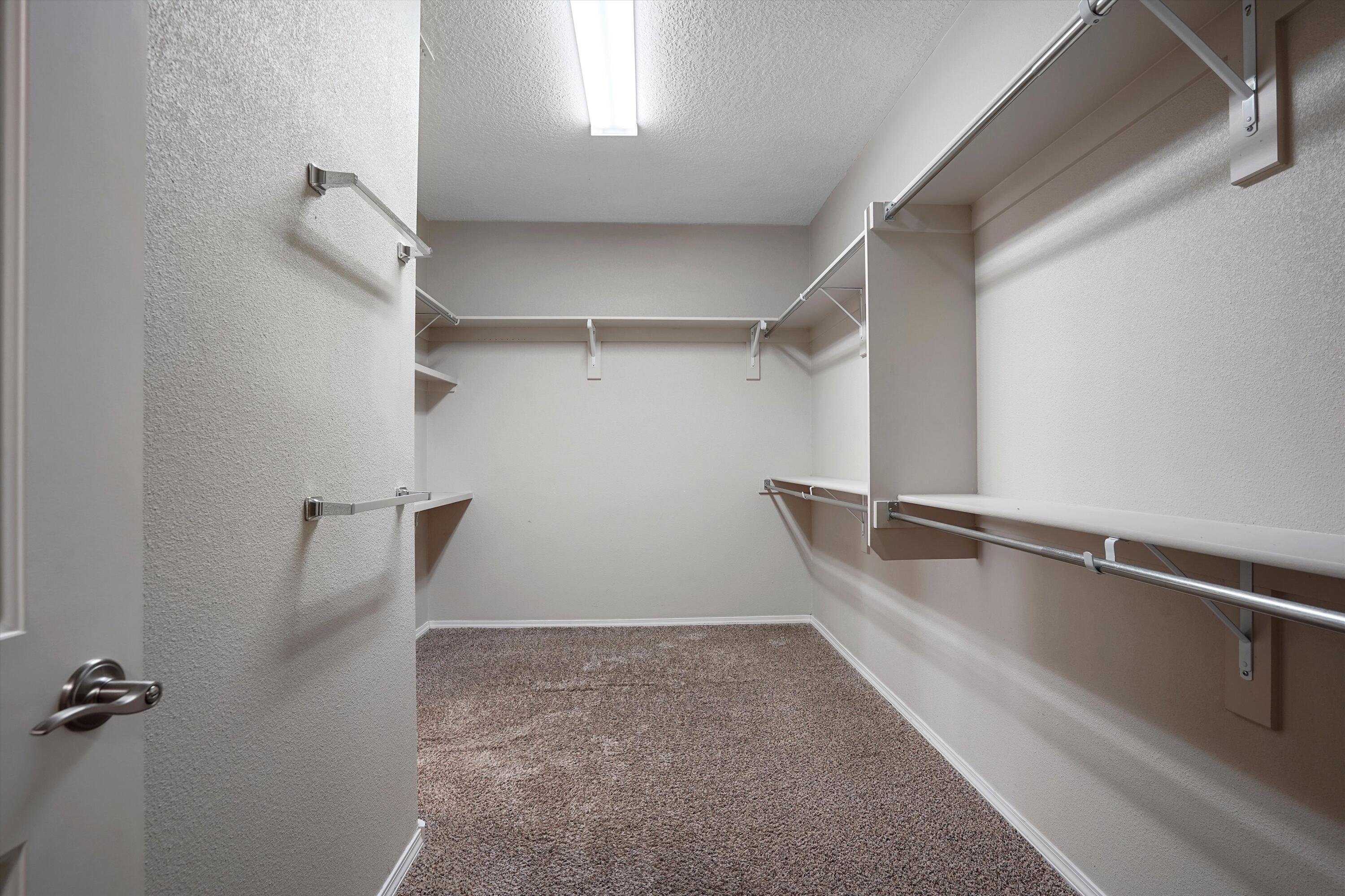 1860 Camino Corona SW