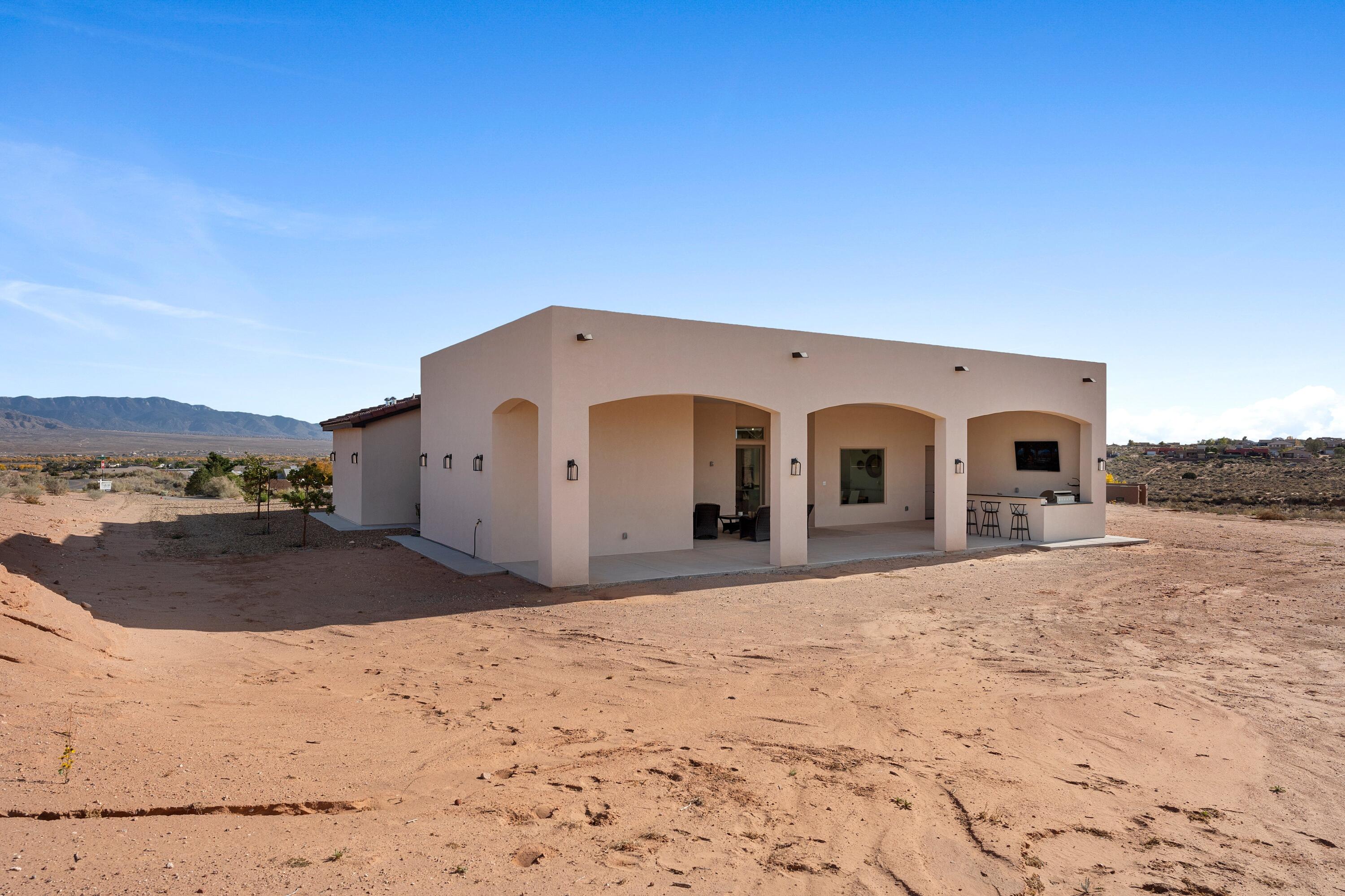 2005 Mate Court NE