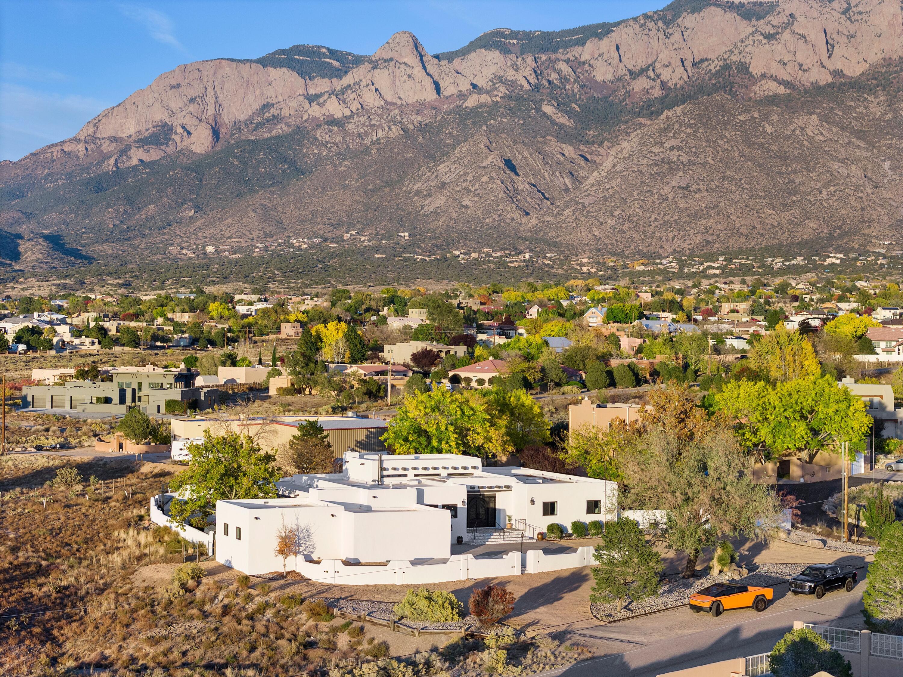 10809 Anaheim Avenue NE