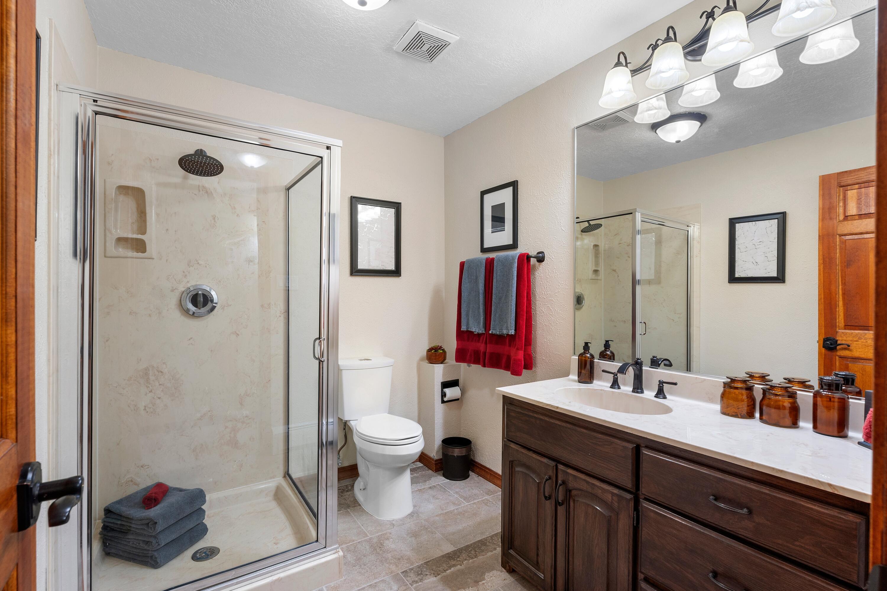 10809 Anaheim Avenue NE