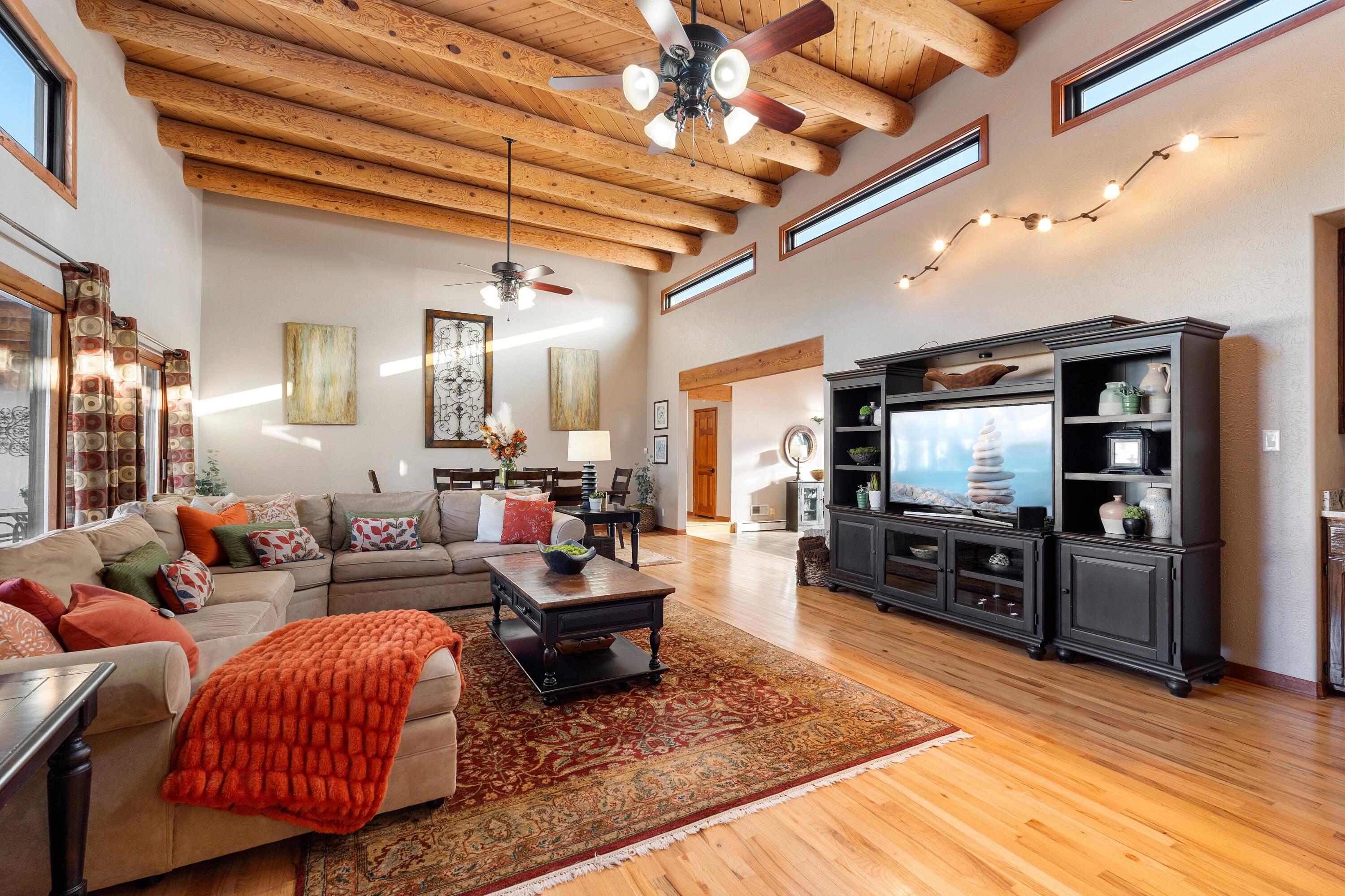 10809 Anaheim Avenue NE