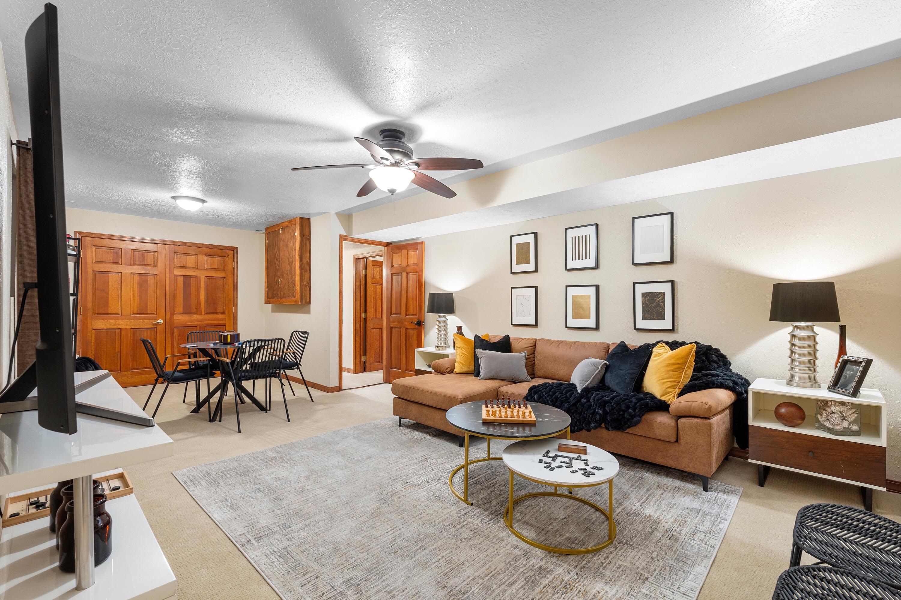 10809 Anaheim Avenue NE