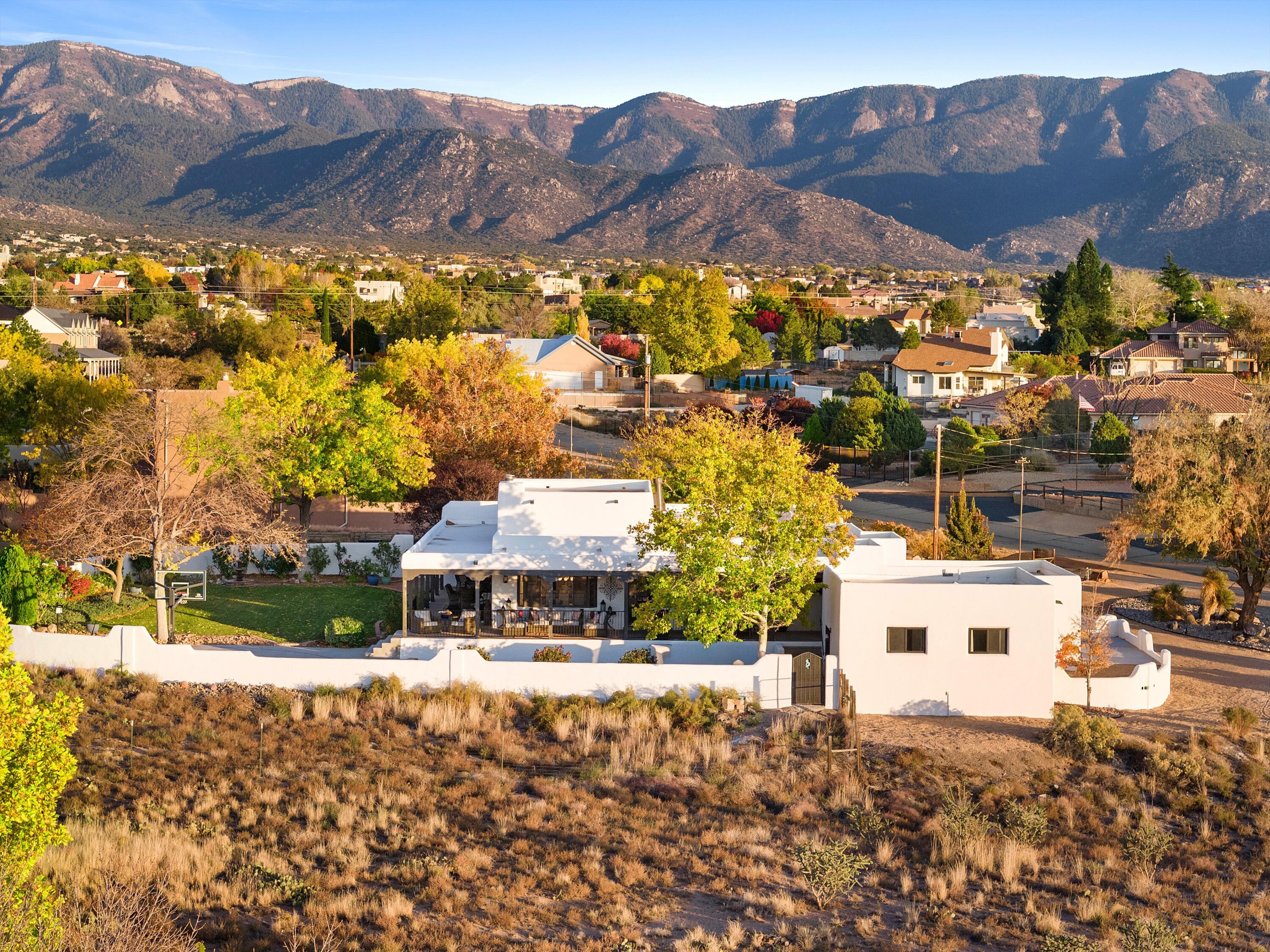 10809 Anaheim Avenue NE