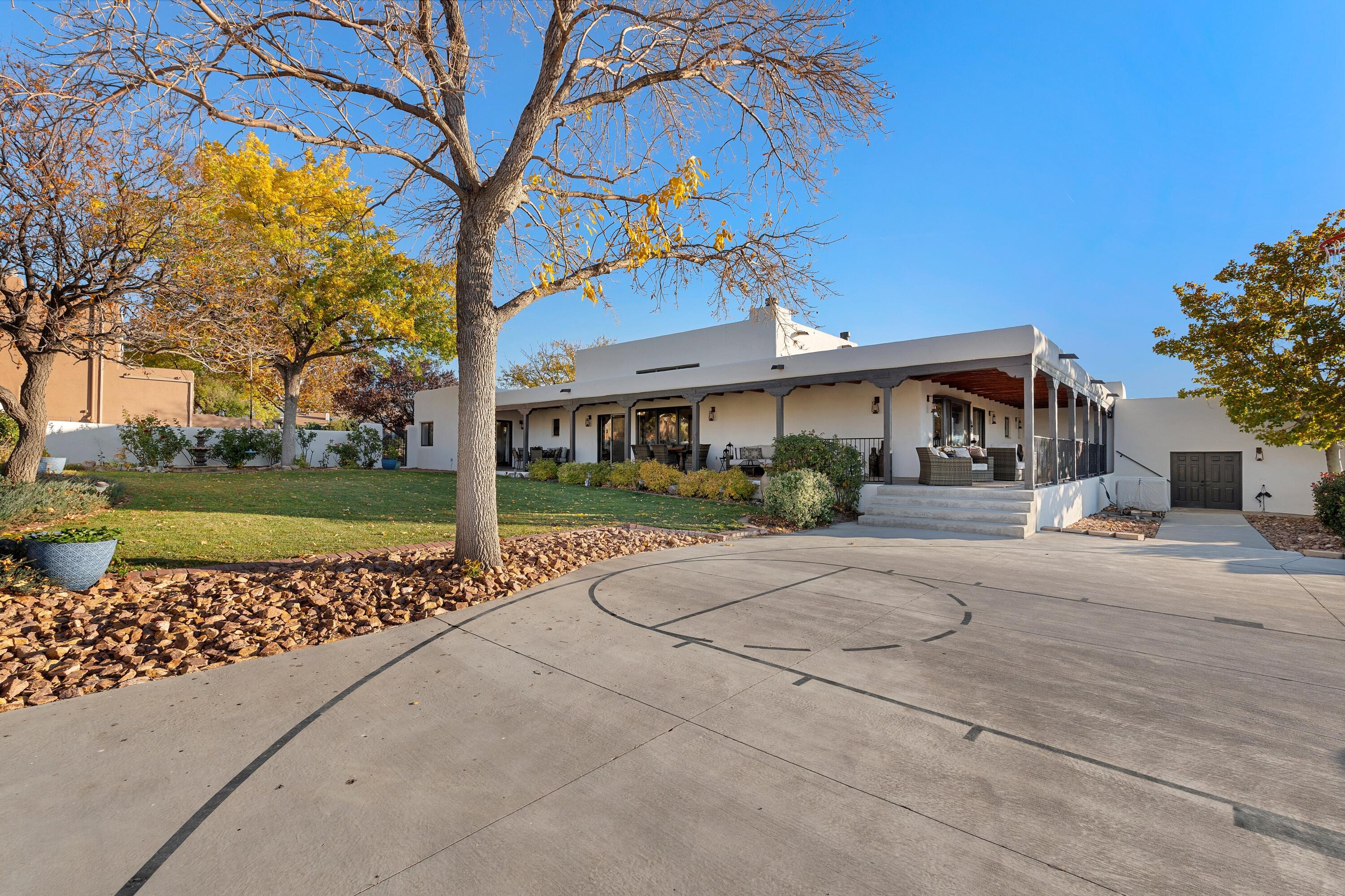 10809 Anaheim Avenue NE