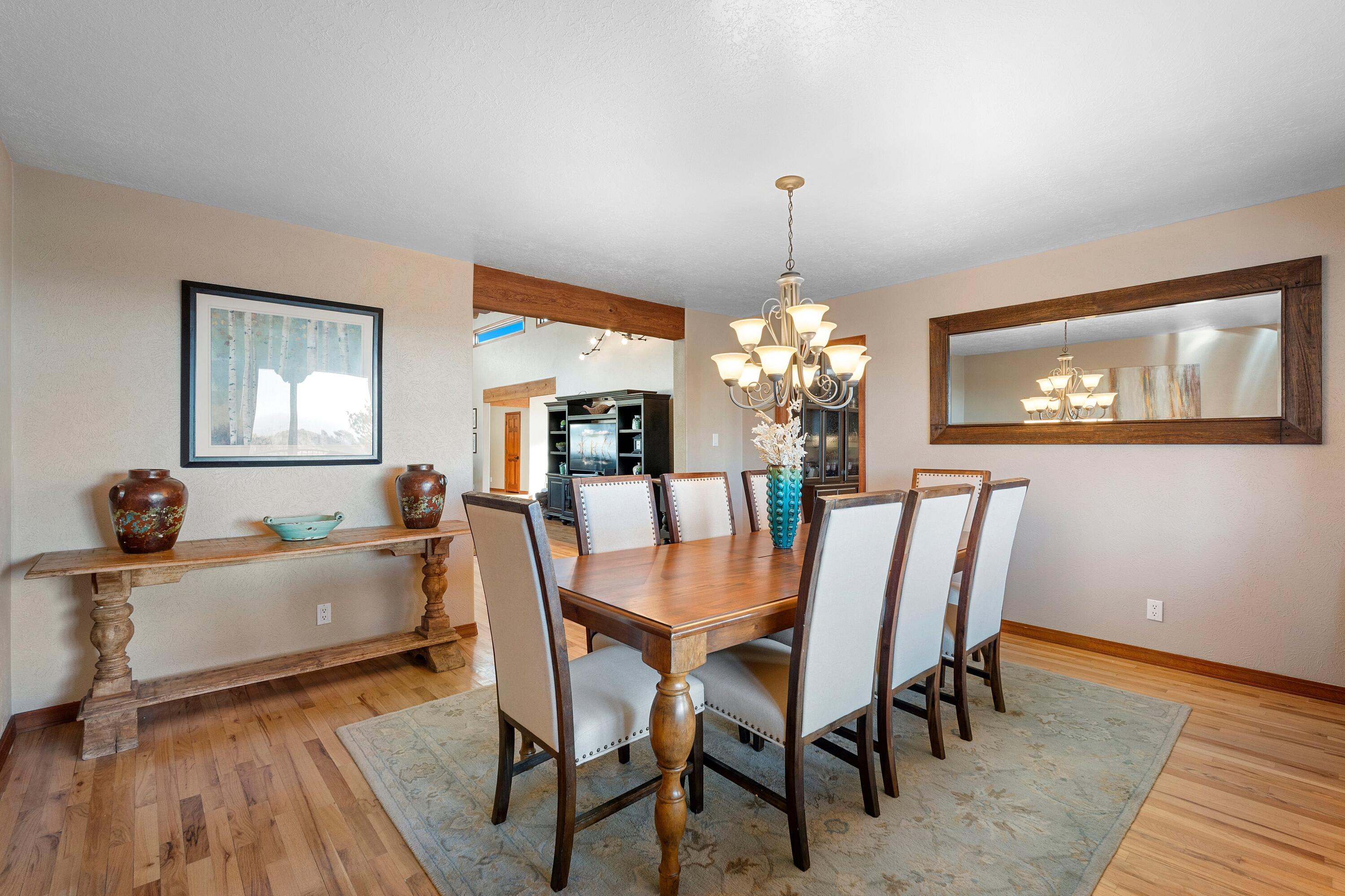 10809 Anaheim Avenue NE