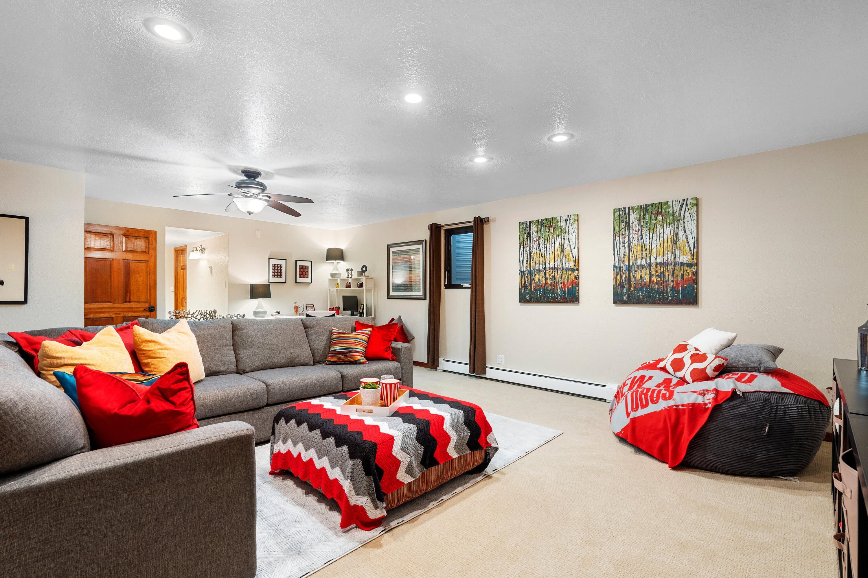 10809 Anaheim Avenue NE